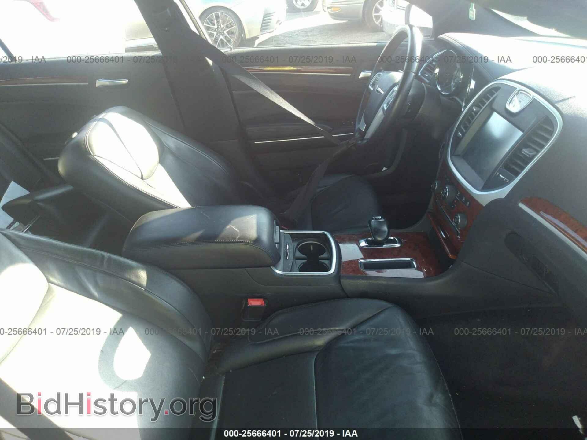 2013 CHRYSLER 300 - VIN: 2C3CCAAGXDH732857 - Photo 5