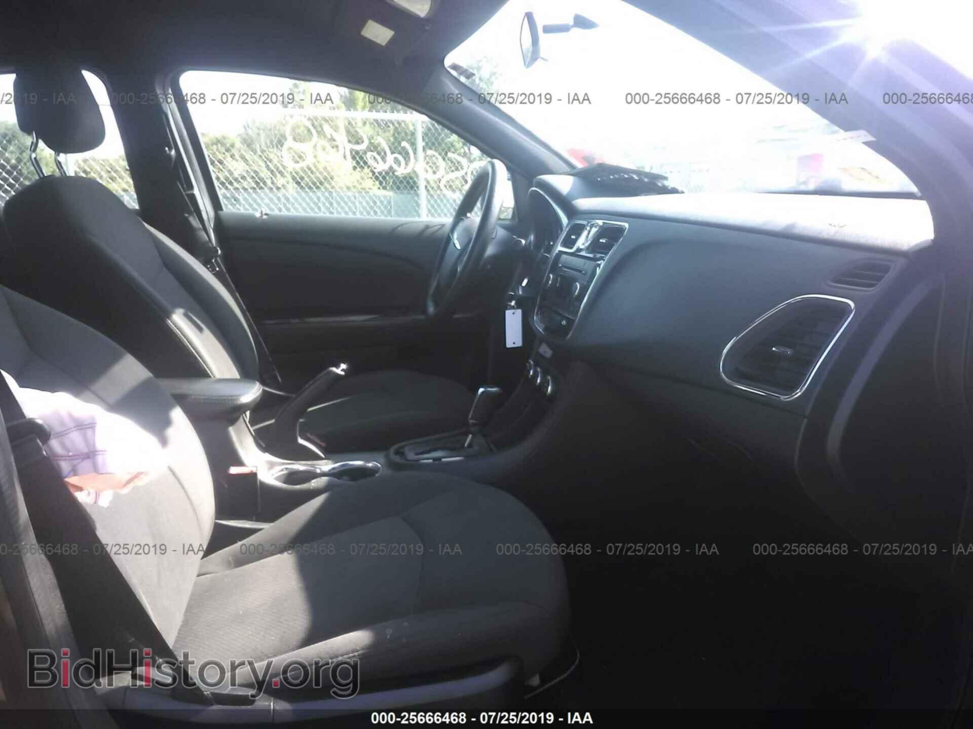 2013 CHRYSLER 200 - VIN: 1C3CCBAB0DN705099 - Photo 5