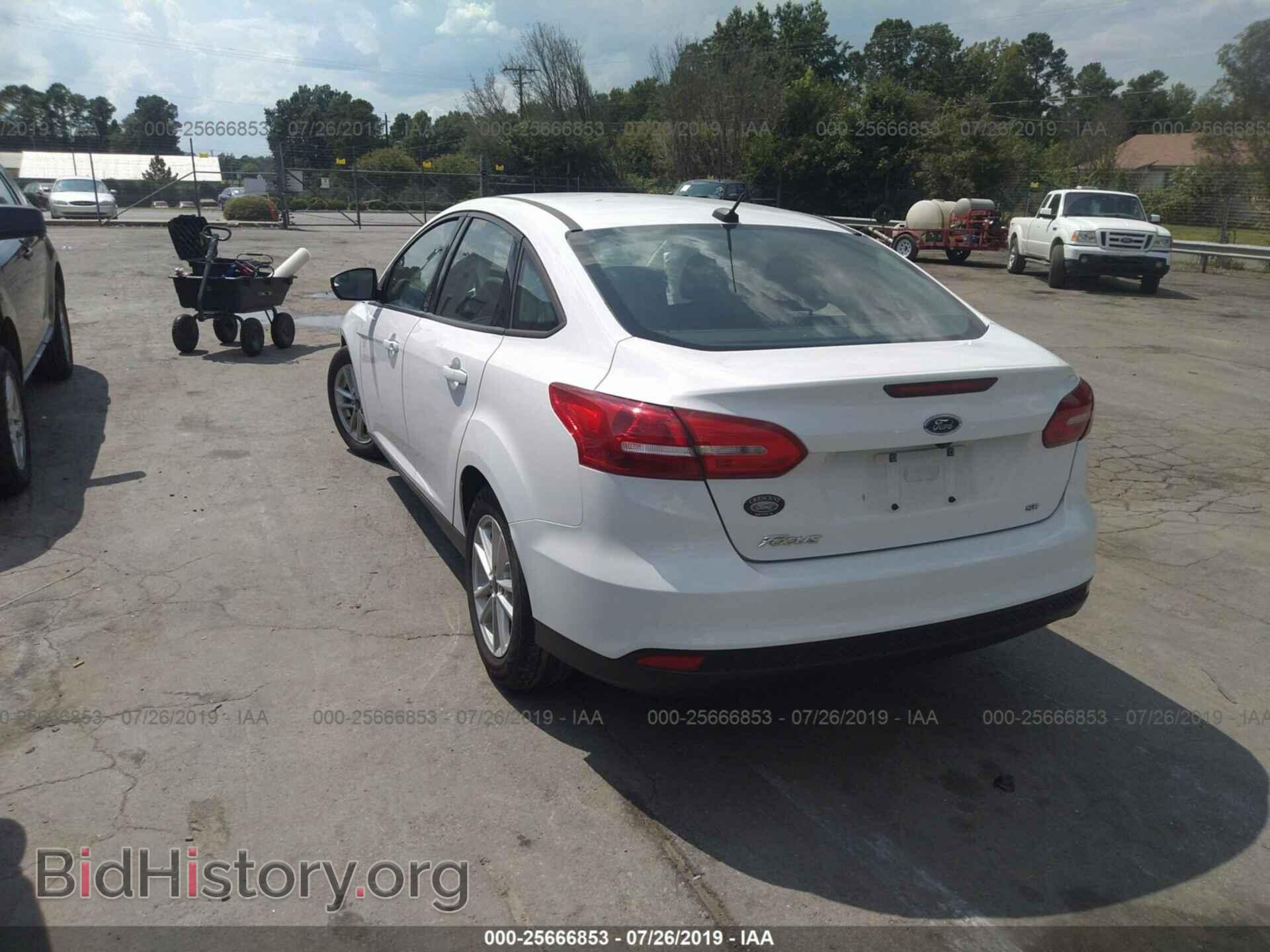 2017 FORD FOCUS - VIN: 1FADP3F23HL294131 - Фото 3
