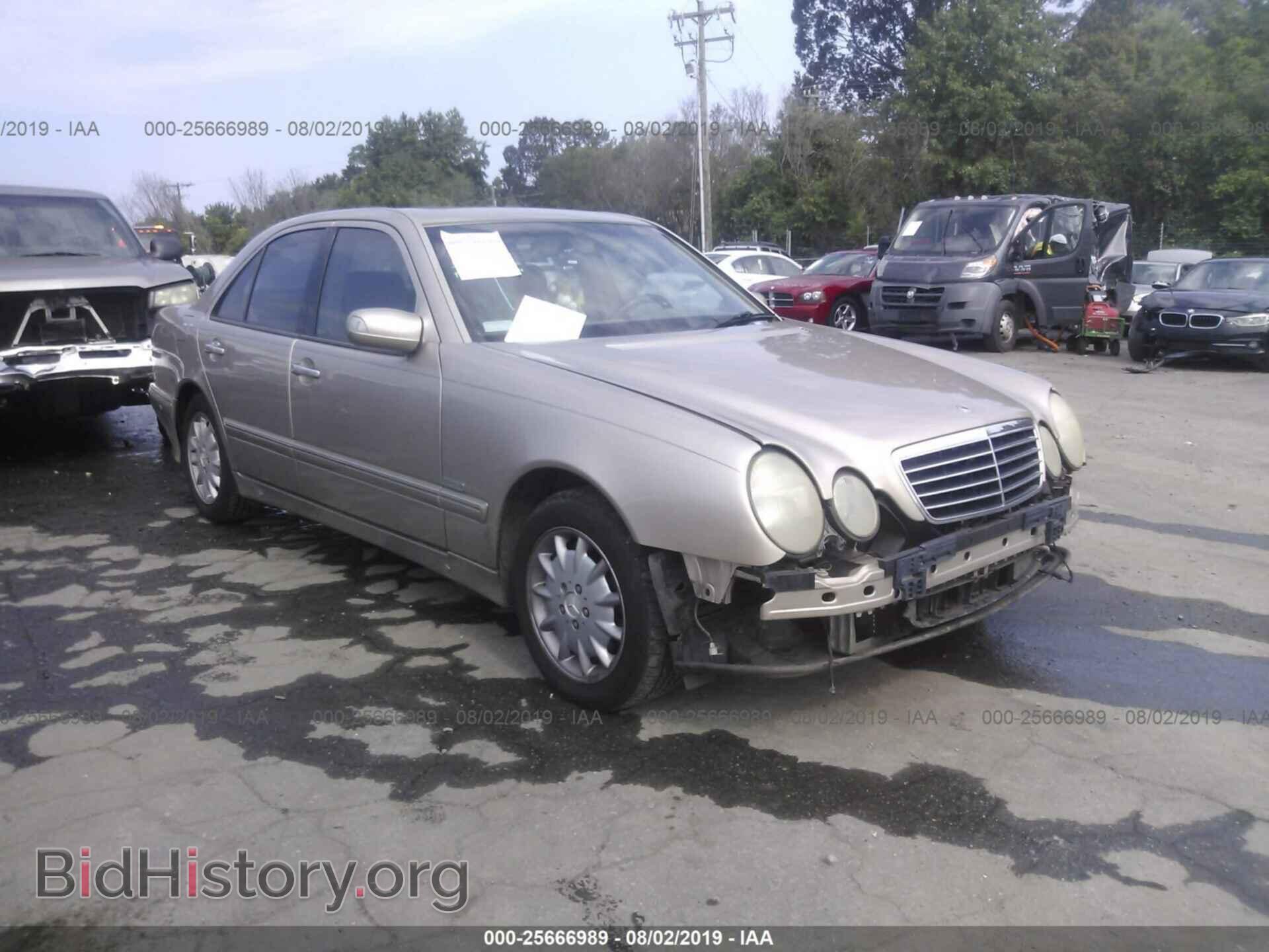 Фотография WDBJF65J4YB103685 - MERCEDES-BENZ E 2000