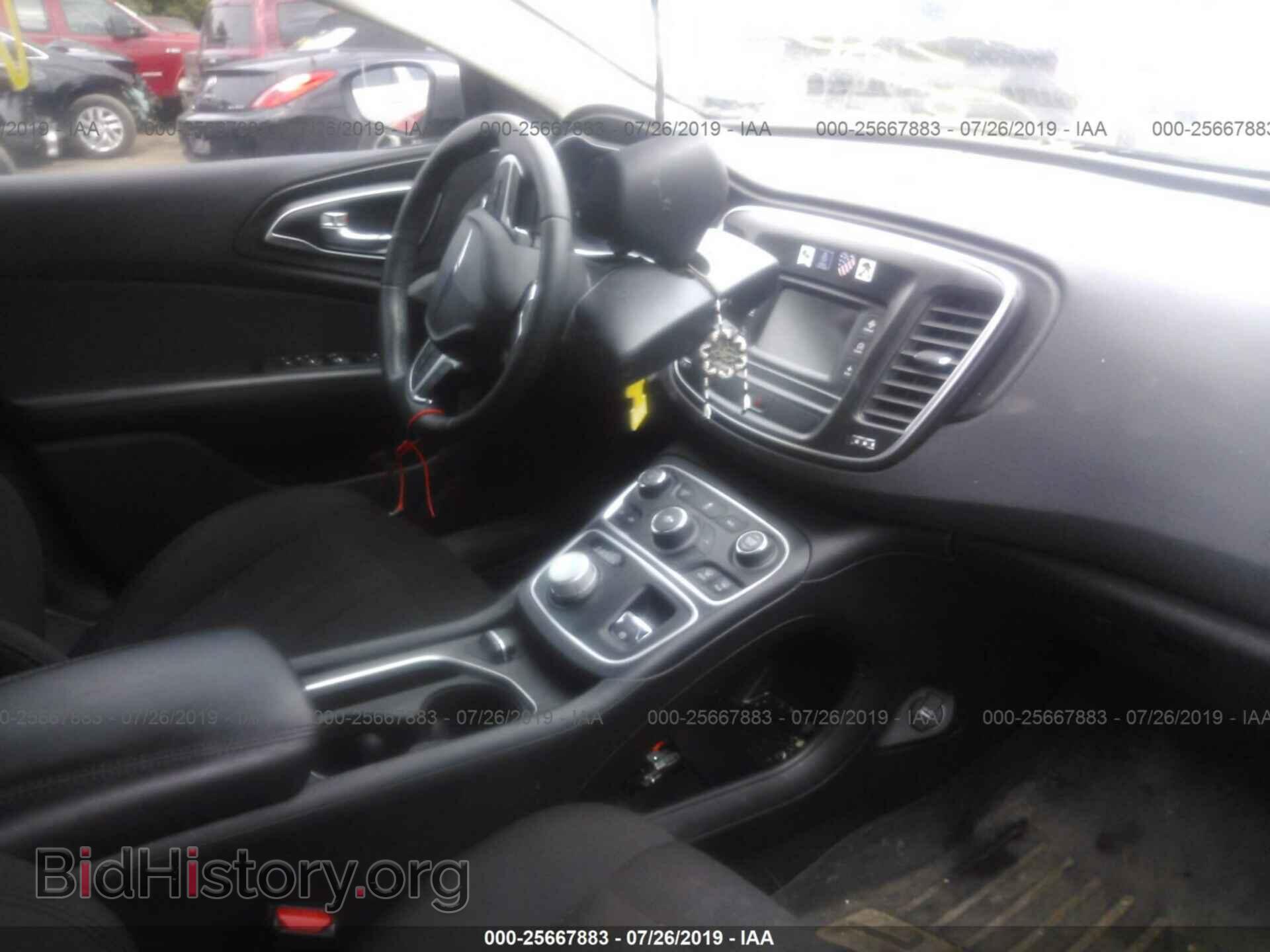 2016 CHRYSLER 200 - VIN: 1C3CCCAB9GN105160 - Photo 5