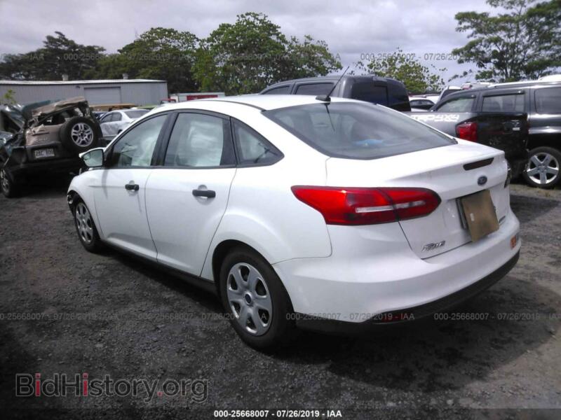 2016 Ford FOCUS (VIN 1FADP3E22GL247706) — photo 3 of 10
