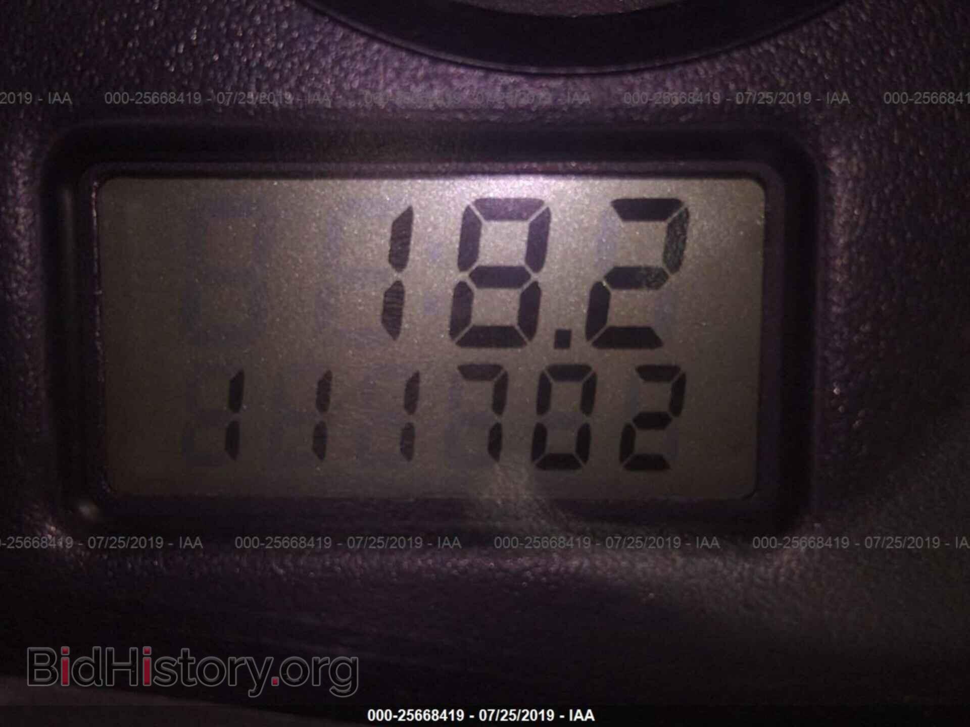 2005 FORD FOCUS - VIN: 1FAFP36N75W258147 - Фото 7