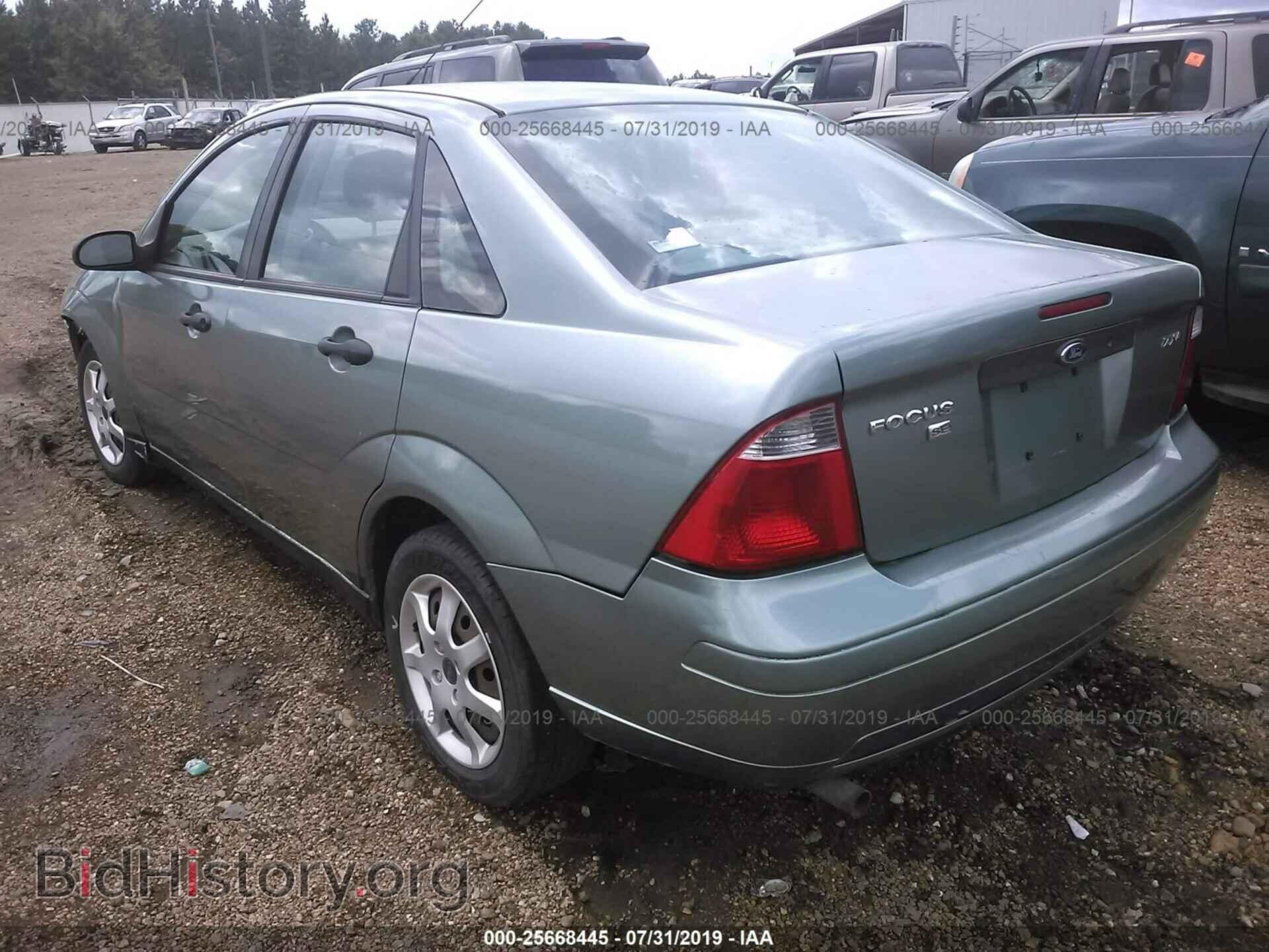 2005 FORD FOCUS - VIN: 1FAHP34N15W228444 - Фото 3