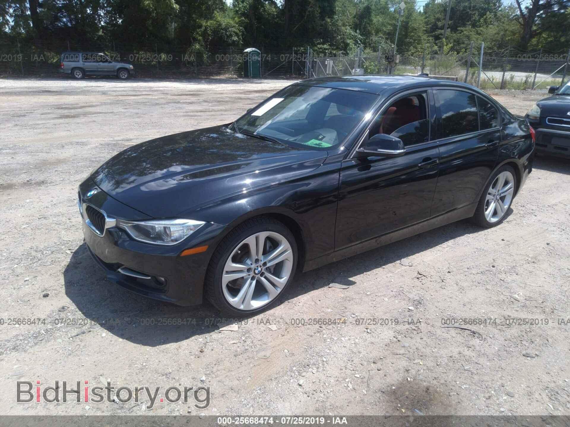 2013 BMW 335 - VIN: WBA3A9C55DF475567 - Photo 2