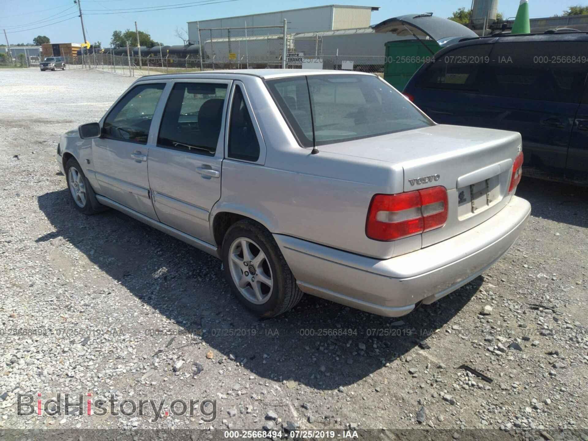 2000 VOLVO S70 - VIN: YV1LS61J0Y2638020 - Фото 3