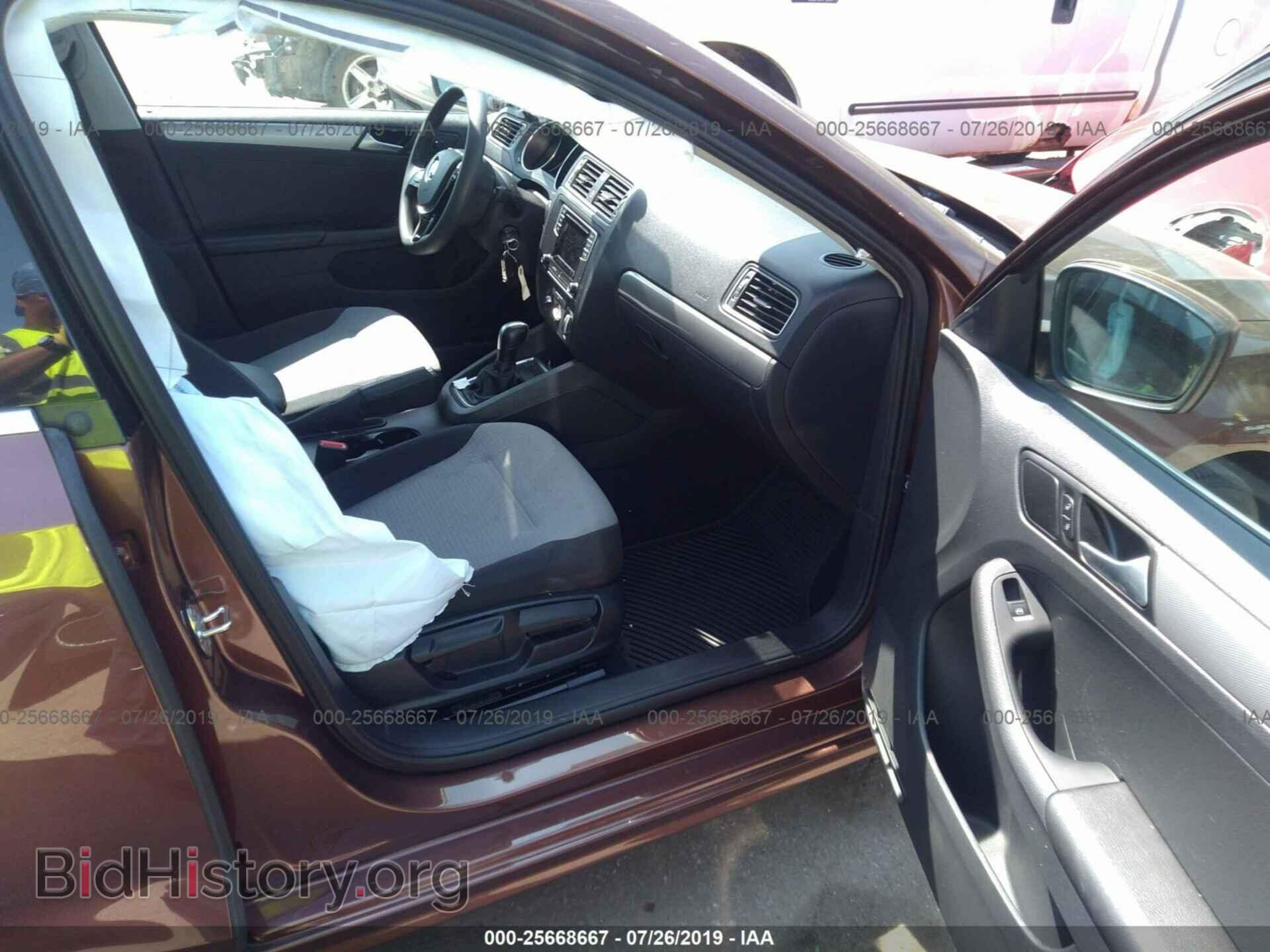 2017 VOLKSWAGEN JETTA - VIN: 3VW2B7AJXHM250869 - Photo 5