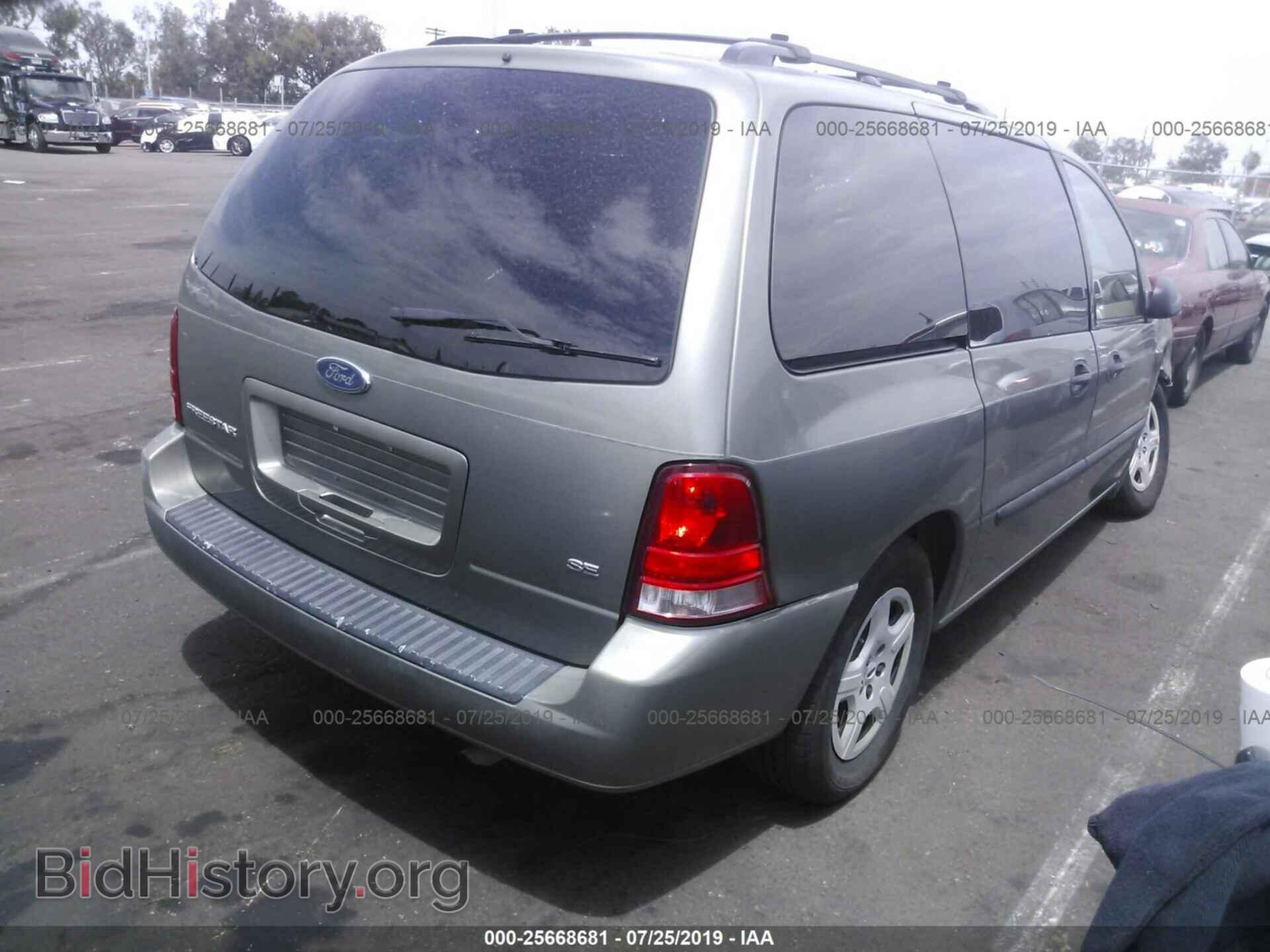 2004 FORD FREESTAR - VIN: 2FMDA516X4BA13160 - Фото 4