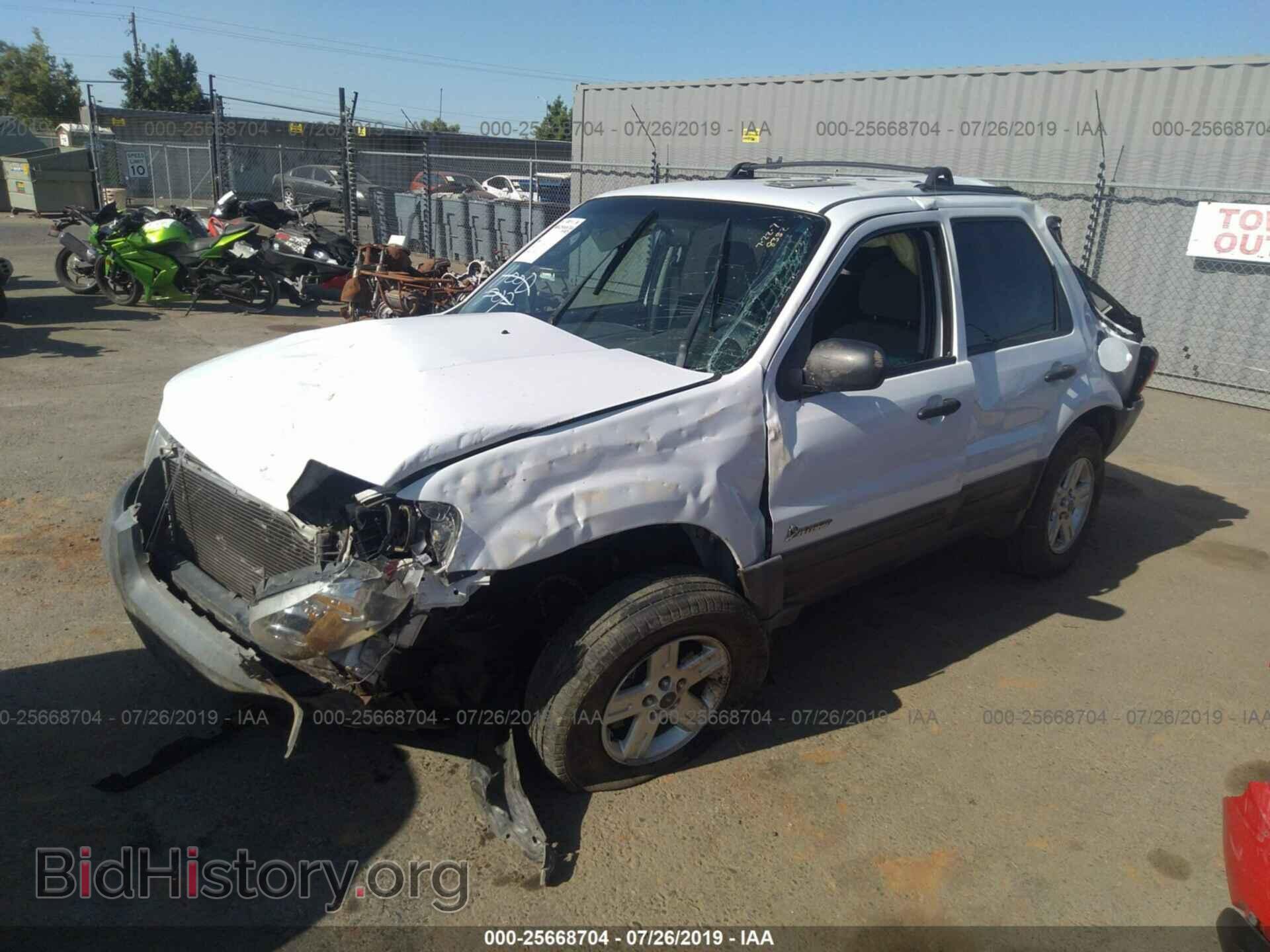 2005 FORD ESCAPE - VIN: 1FMCU95H65KC45946 - Фото 2
