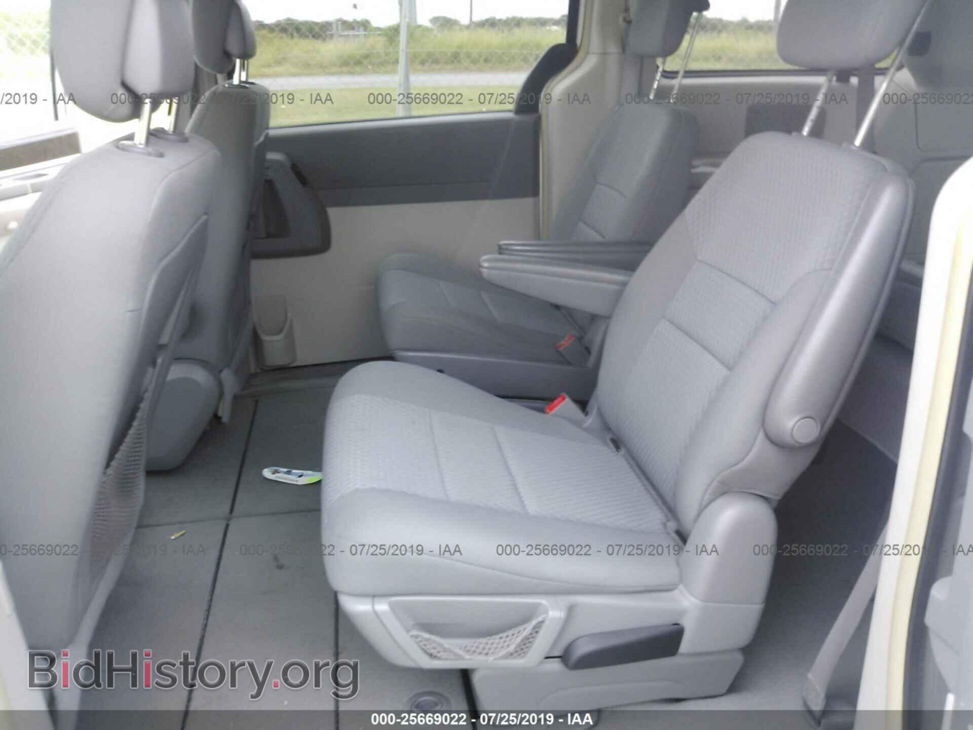 2010 DODGE GRAND CARAVAN - VIN: 2D4RN5D19AR408175 - Фото 8
