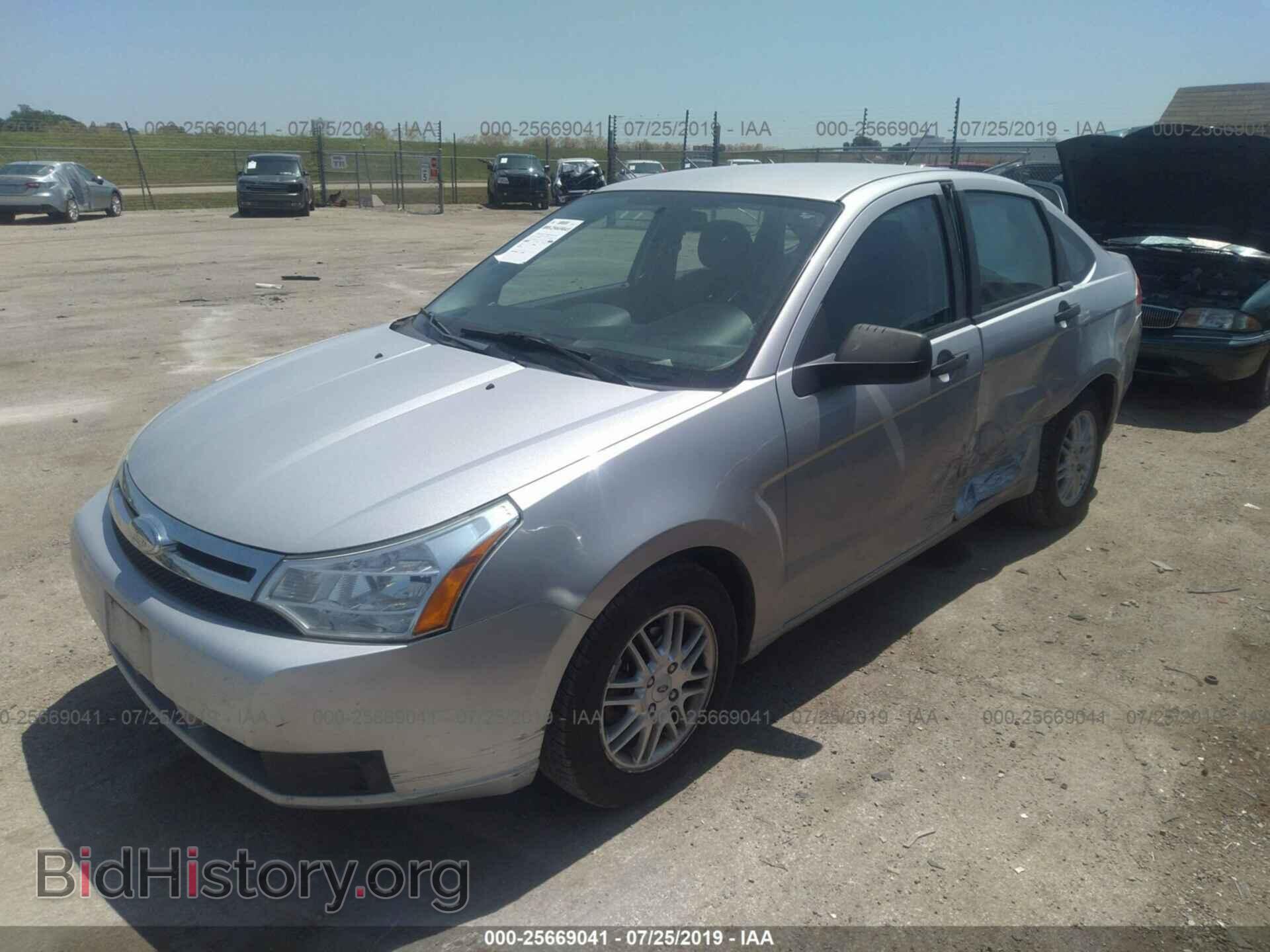 2009 FORD FOCUS - VIN: 1FAHP35N39W138524 - Фото 2