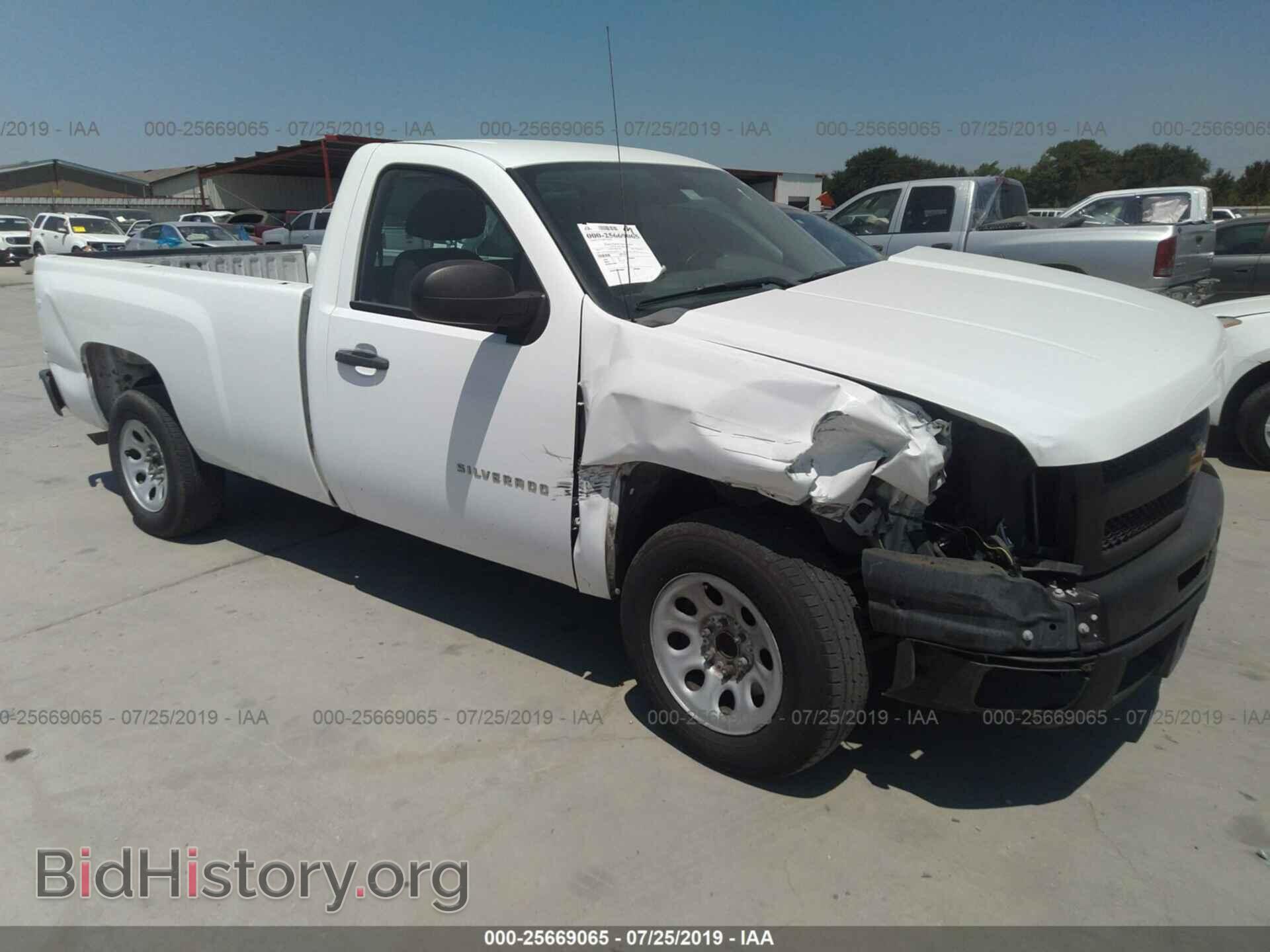 Photo 1GCNCPEA0DZ245633 - CHEVROLET SILVERADO 2013
