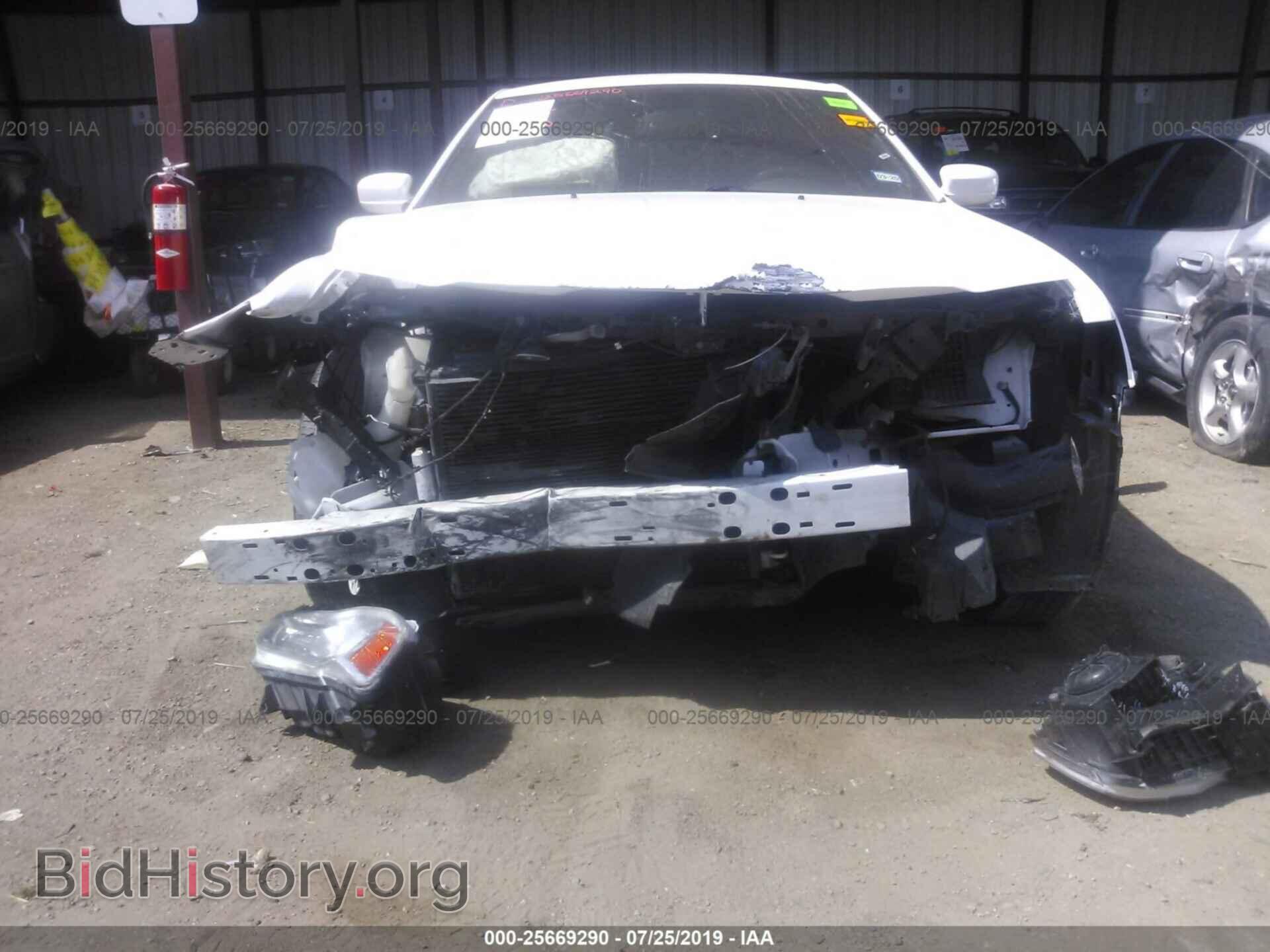 2012 CHRYSLER 300 - VIN: 2C3CCAAG1CH115796 - Photo 6
