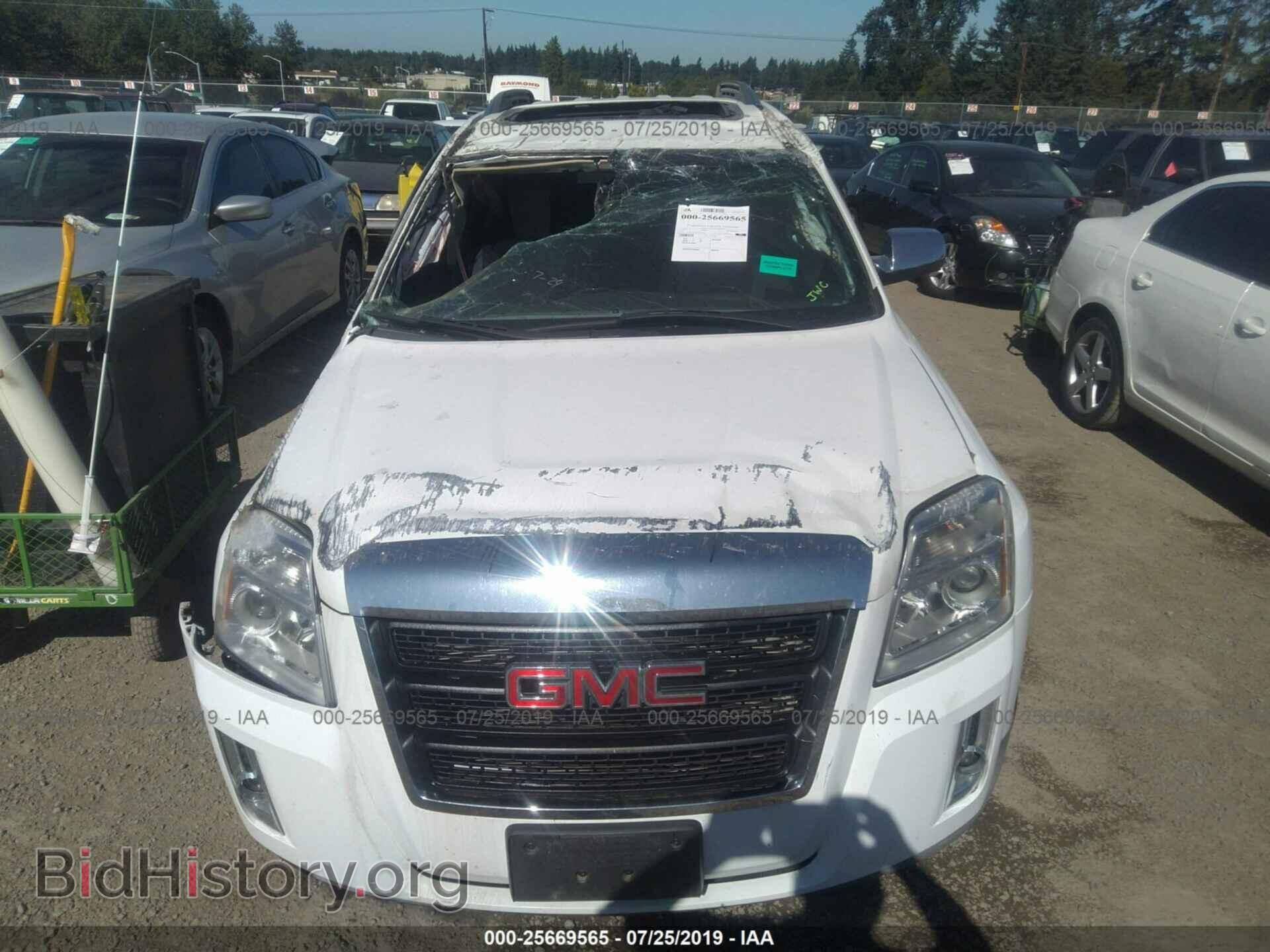 2011 GMC TERRAIN - VIN: 2CTFLXE50B6388859 - Photo 6