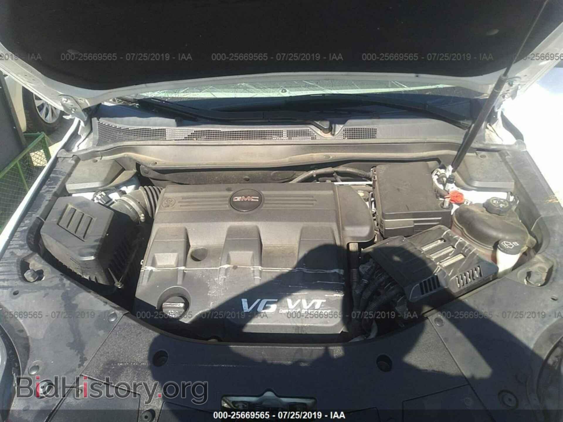 2011 GMC TERRAIN - VIN: 2CTFLXE50B6388859 - Photo 10