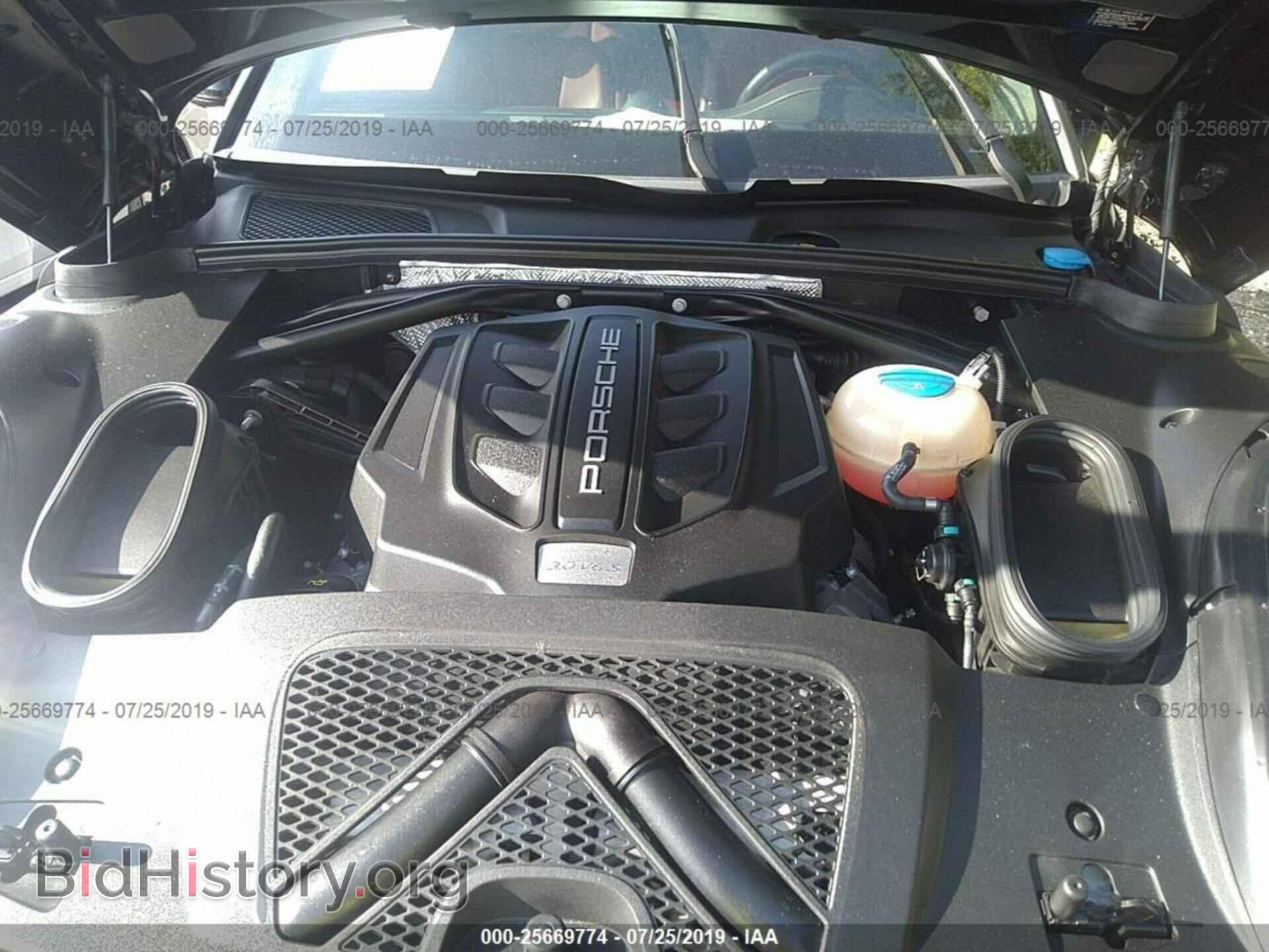 2016 PORSCHE MACAN - VIN: WP1AB2A55GLB48852 - Photo 10