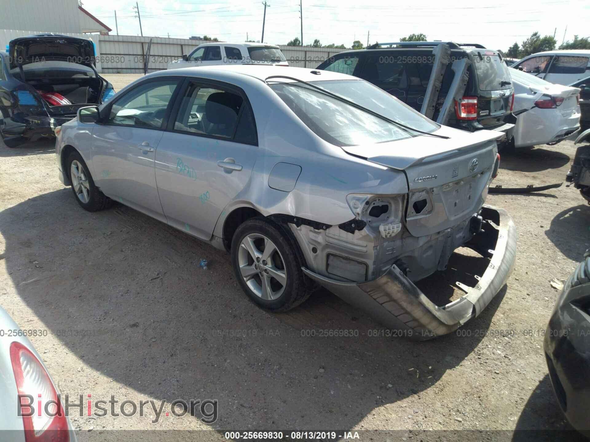 2011 TOYOTA COROLLA - VIN: 2T1BU4EE5BC748888 - Фото 3