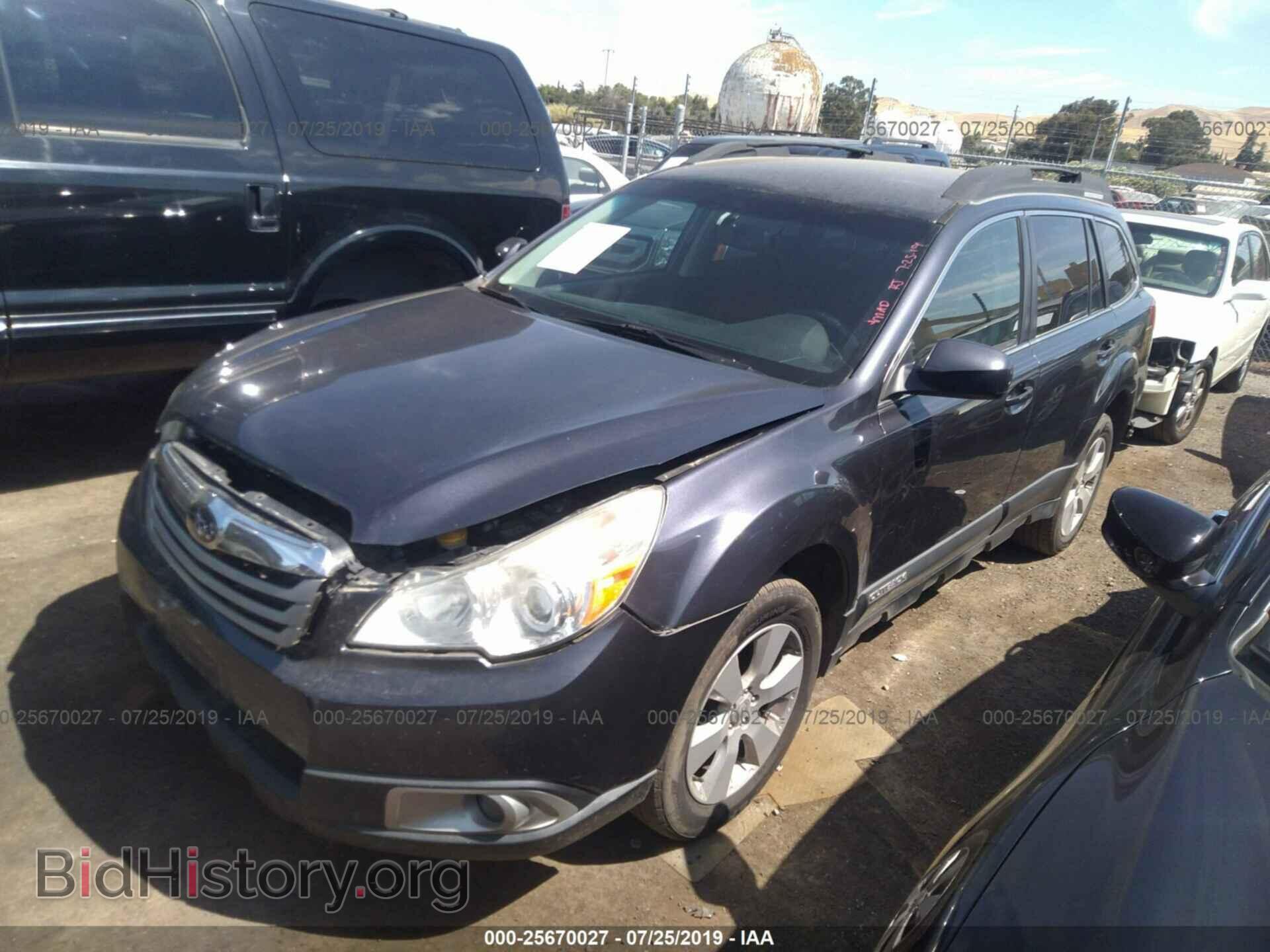 2010 SUBARU OUTBACK - VIN: 4S4BRBCC7A3320685 - Photo 2