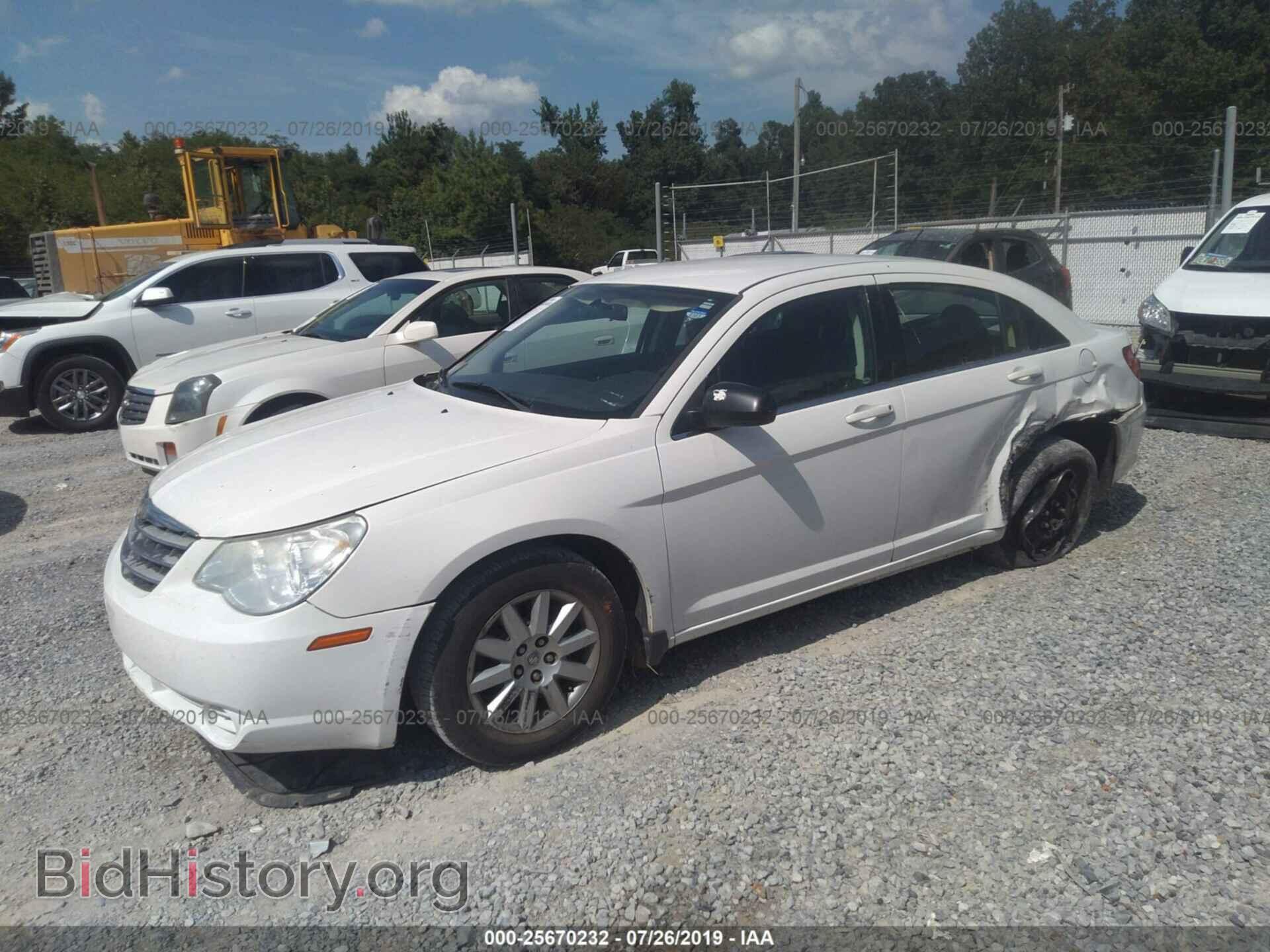 2010 CHRYSLER SEBRING - VIN: 1C3CC4FB7AN223374 - Фото 2
