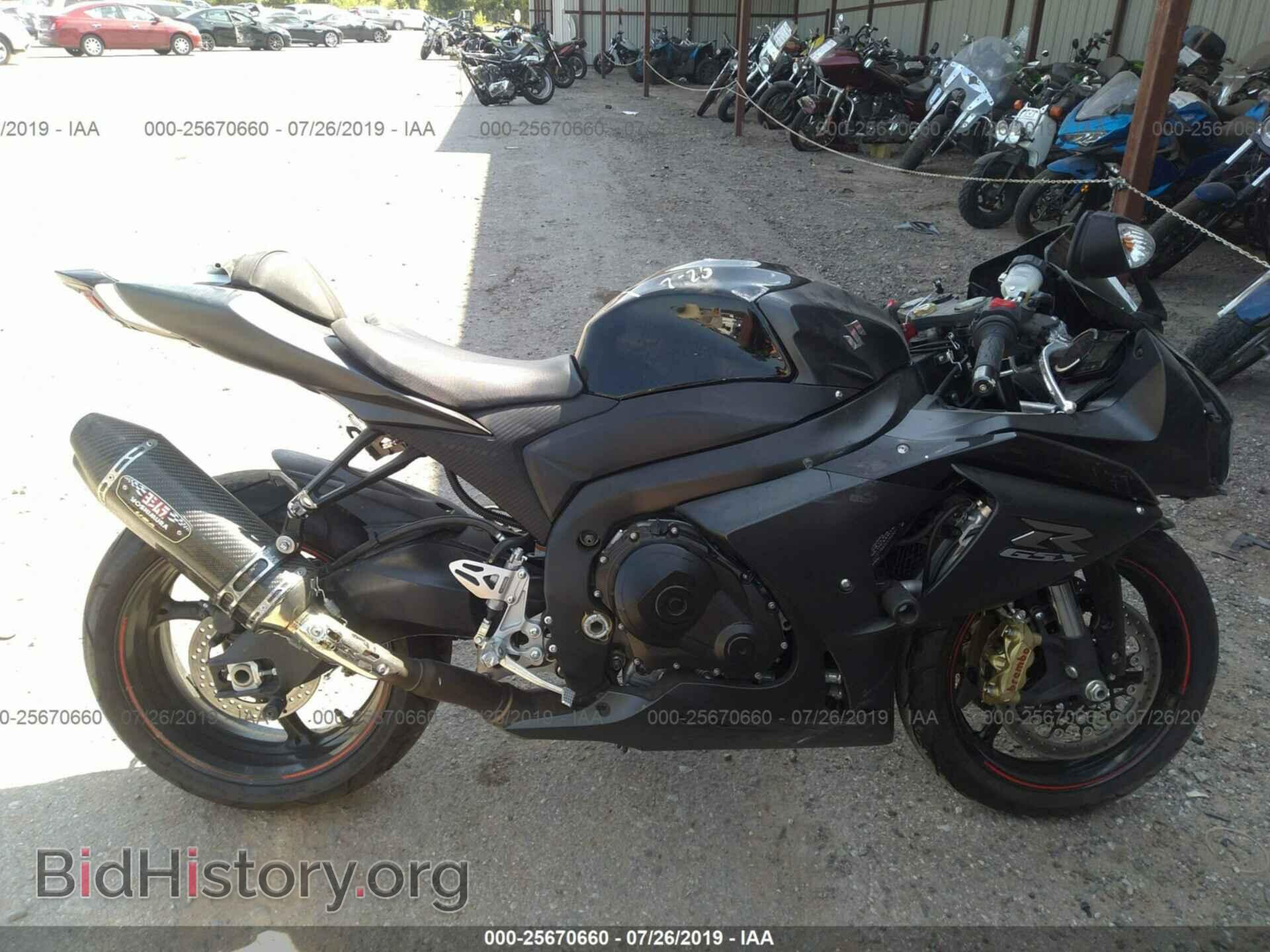 2012 SUZUKI GSX-R1000 - VIN: JS1GT78A3C2100401 - Фото 8