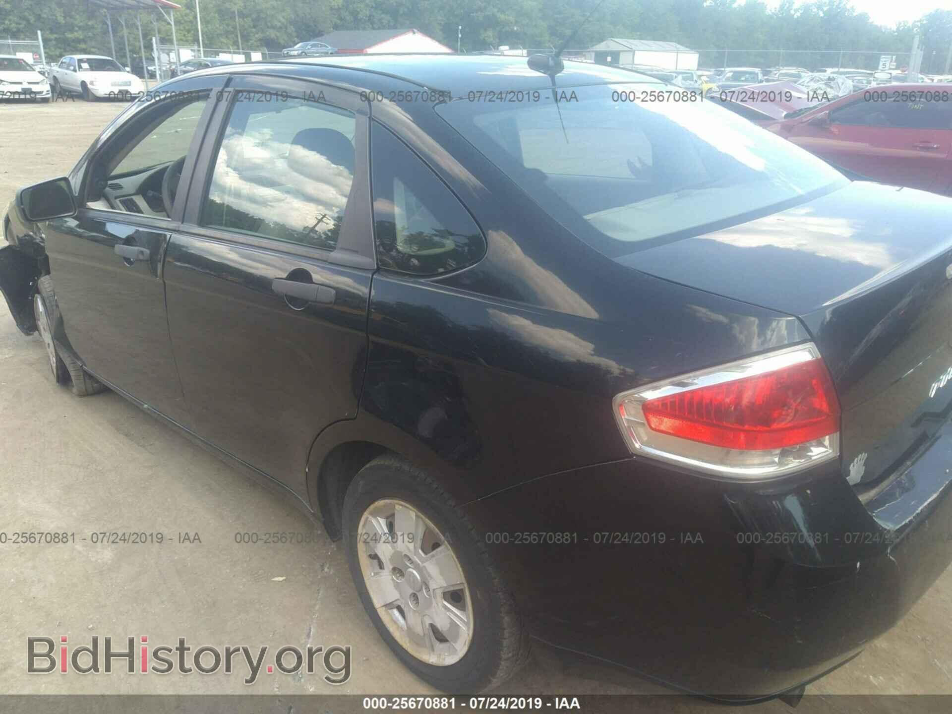 2008 FORD FOCUS - VIN: 1FAHP34N38W174701 - Фото 3