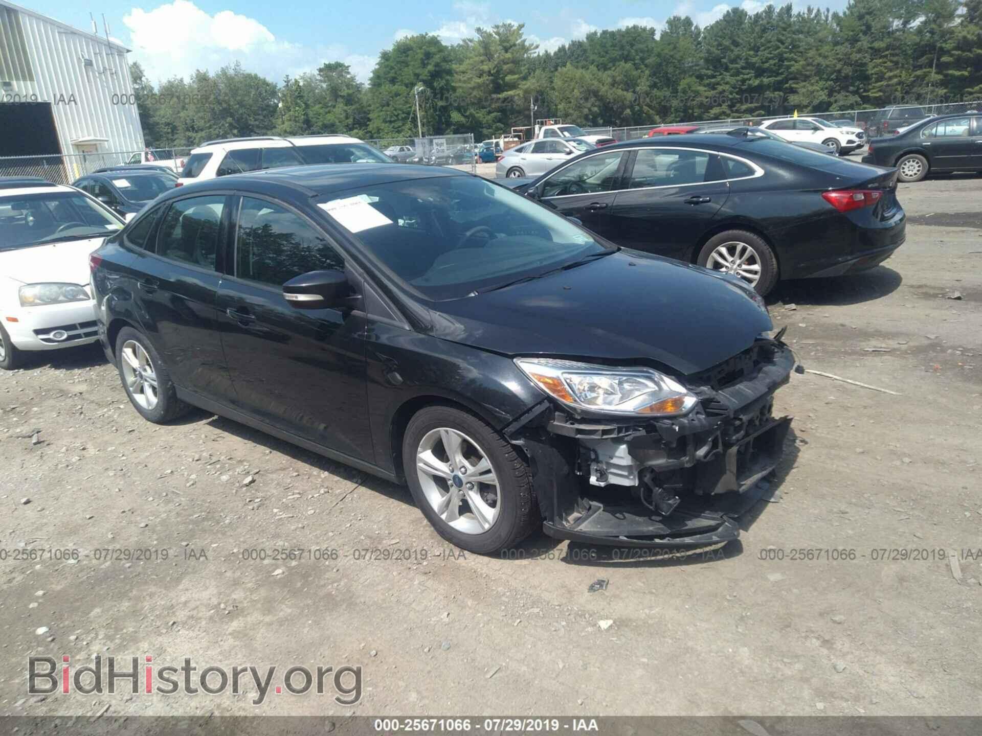 Photo 1FADP3F2XEL323040 - FORD FOCUS 2014