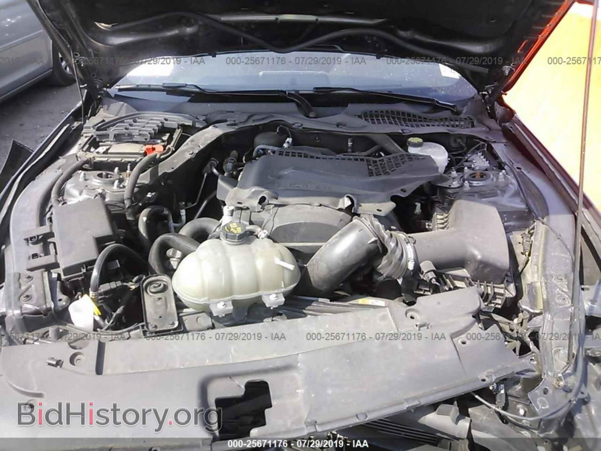 2017 FORD MUSTANG - VIN: 1FA6P8TH8H5288926 - Фото 10