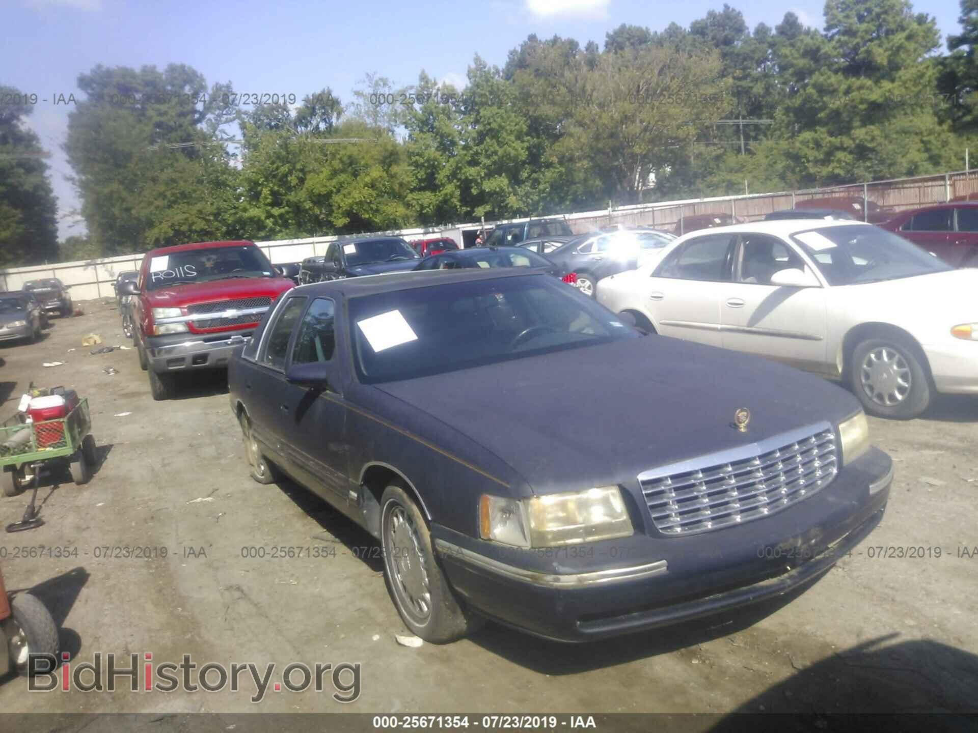 Photo 1G6KD54Y2WU746383 - CADILLAC DEVILLE 1998