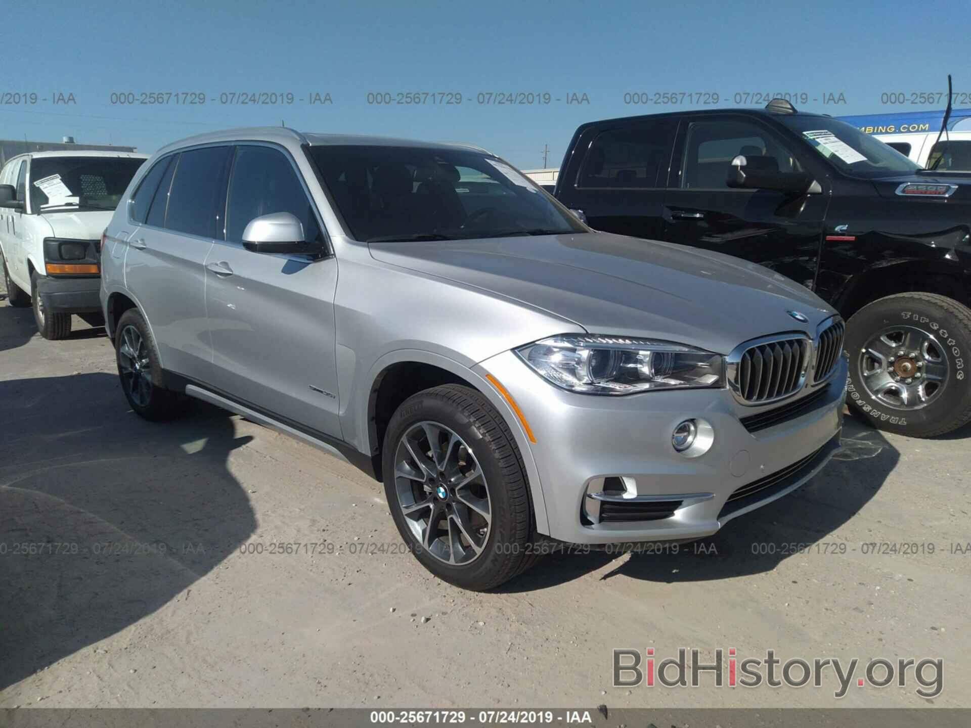 Photo 5UXKR2C34H0X04650 - BMW X5 2017