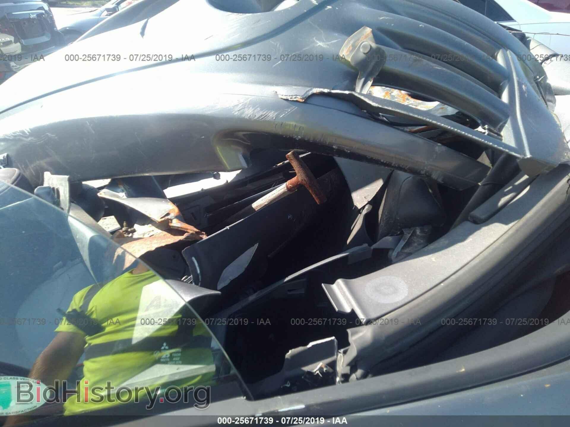 2003 MITSUBISHI ECLIPSE - VIN: 4A3AE75H63E010730 - Photo 8