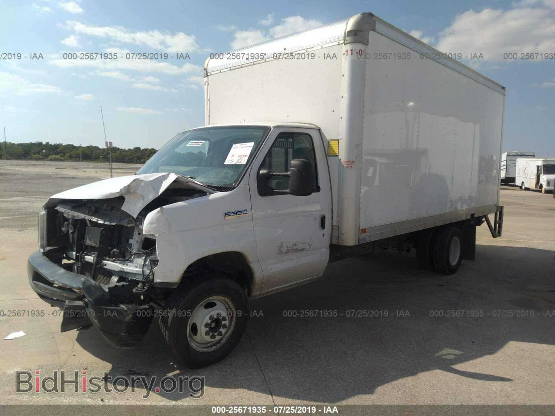 2018 FORD ECONOLINE - VIN: 1FDWE3FS5JDC10637 - Photo 2