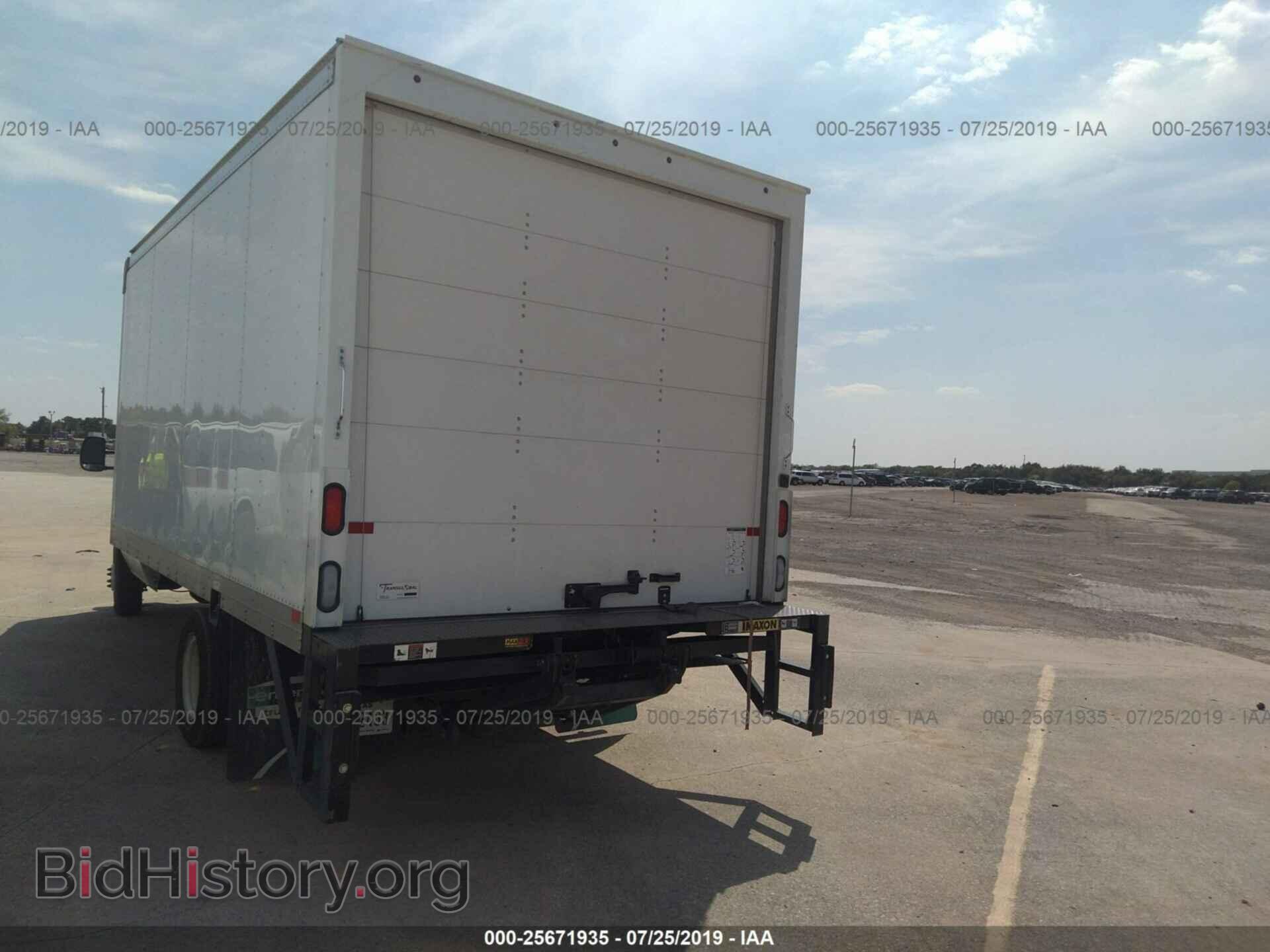 2018 FORD ECONOLINE - VIN: 1FDWE3FS5JDC10637 - Photo 3