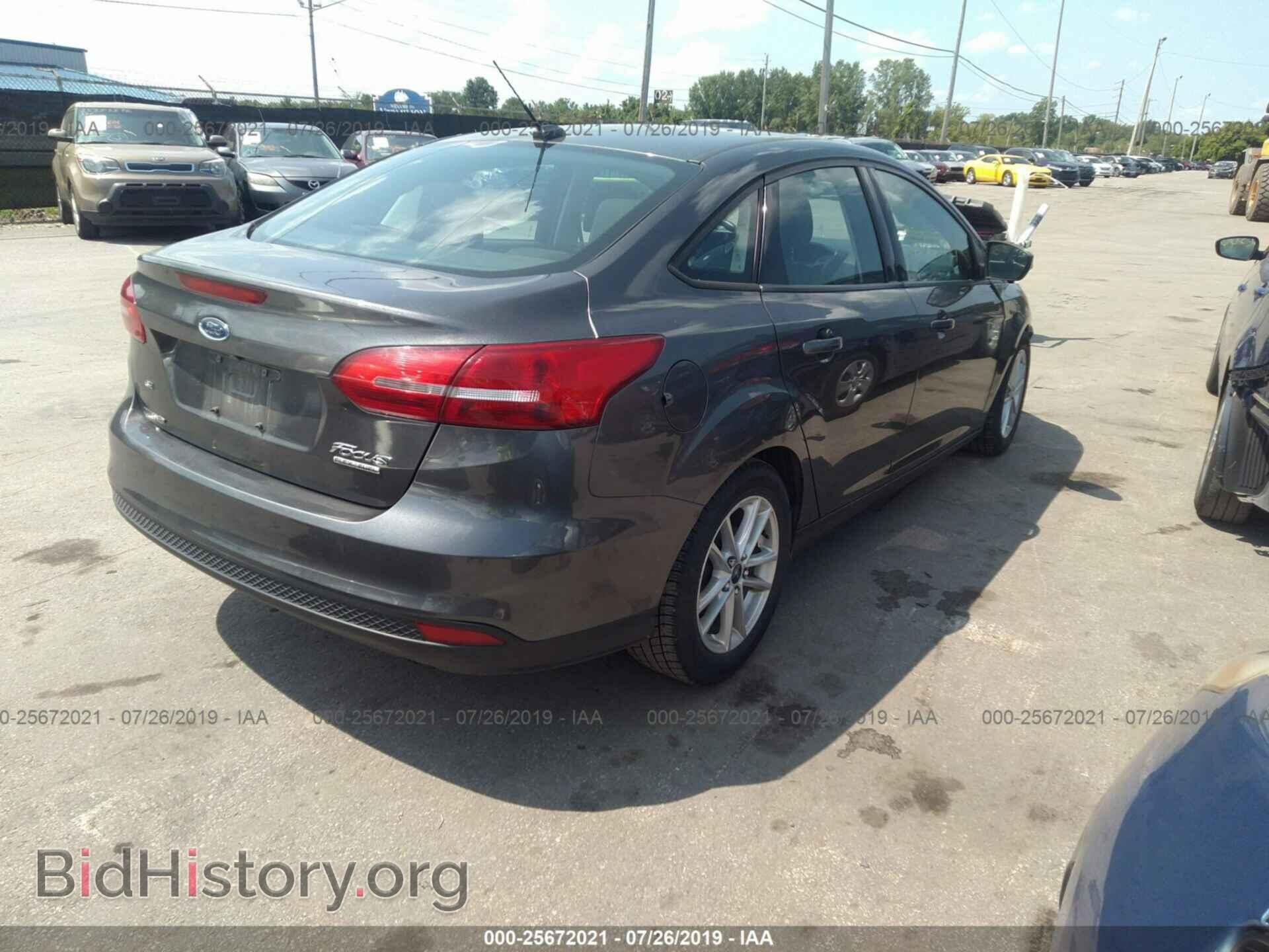 2016 FORD FOCUS - VIN: 1FADP3F22GL258946 - Photo 4