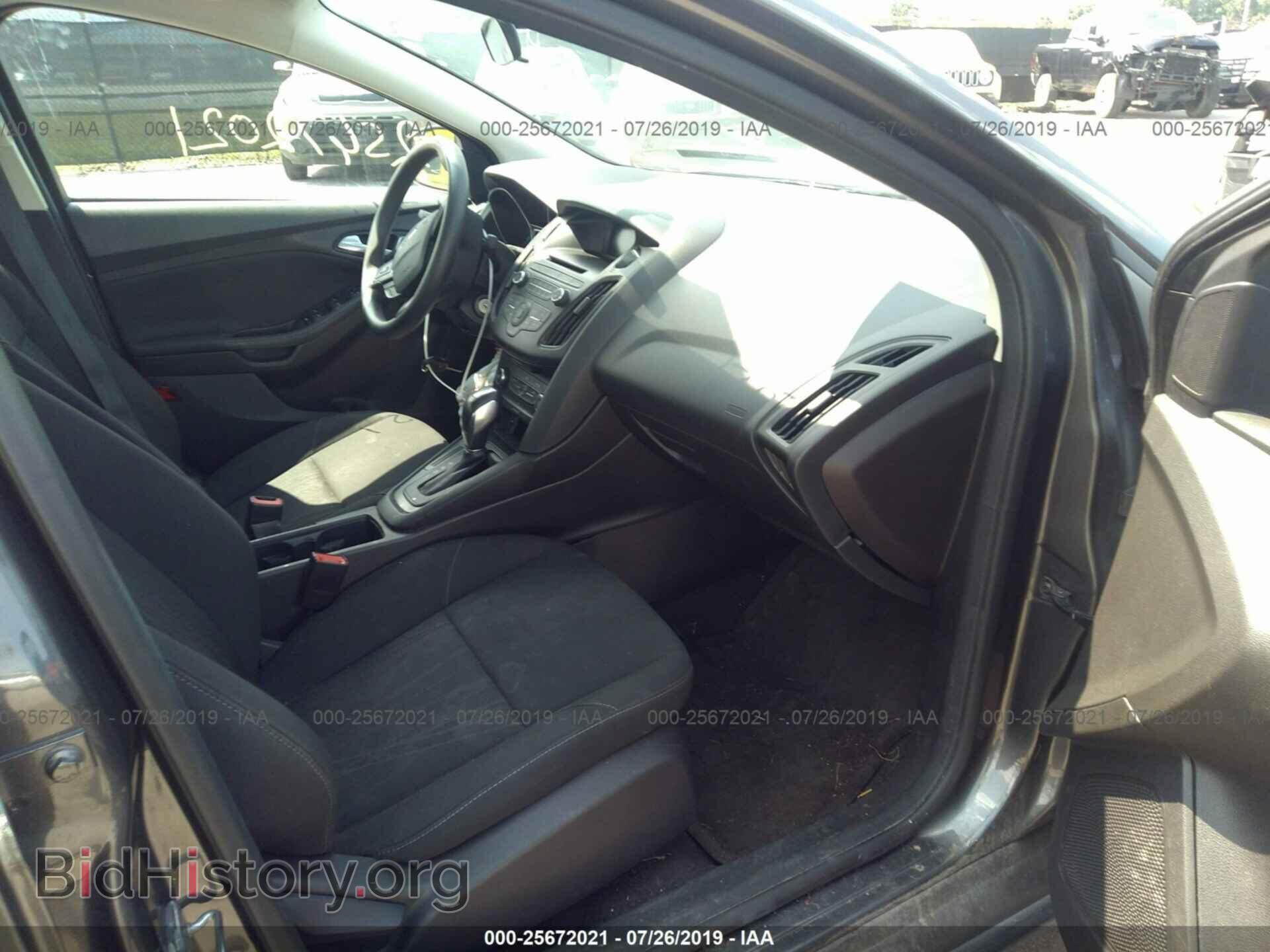 2016 FORD FOCUS - VIN: 1FADP3F22GL258946 - Photo 5