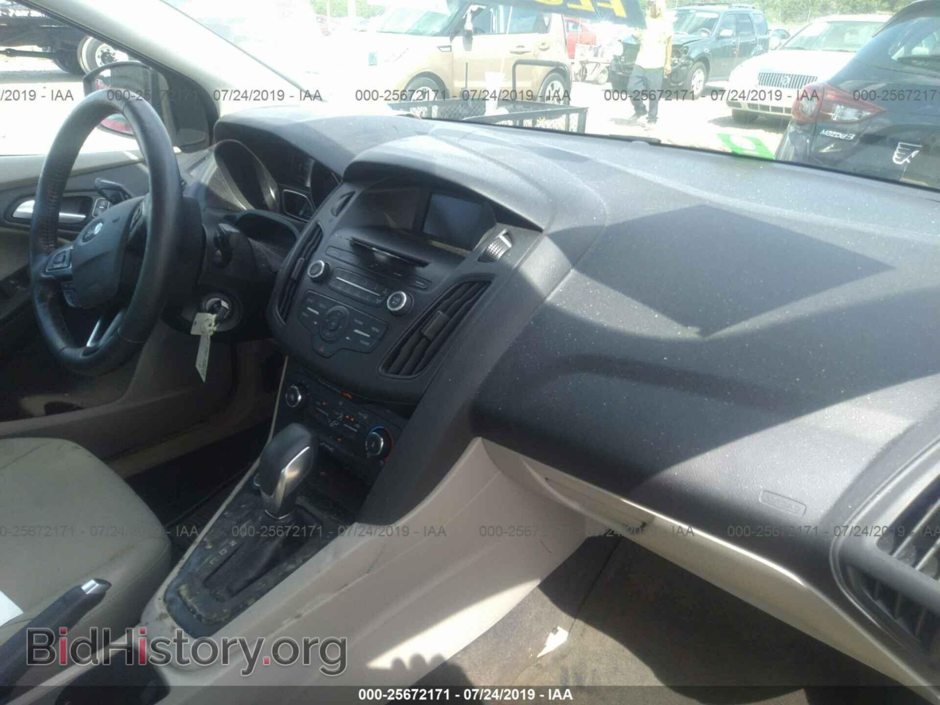 2017 FORD FOCUS - VIN: 1FADP3F27HL323050 - Photo 5