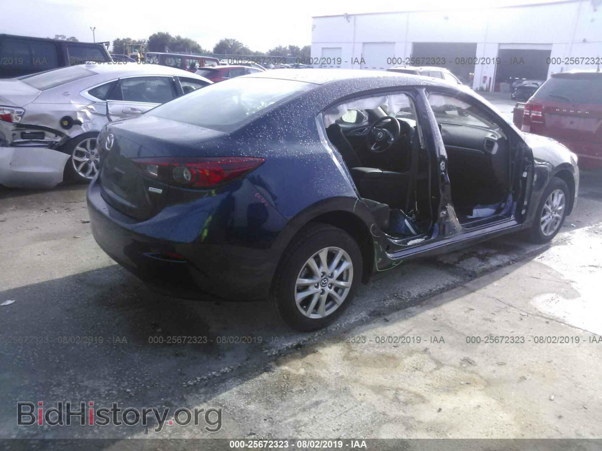 2018 MAZDA 3 - VIN: 3MZBN1U70JM223142 - Фото 4