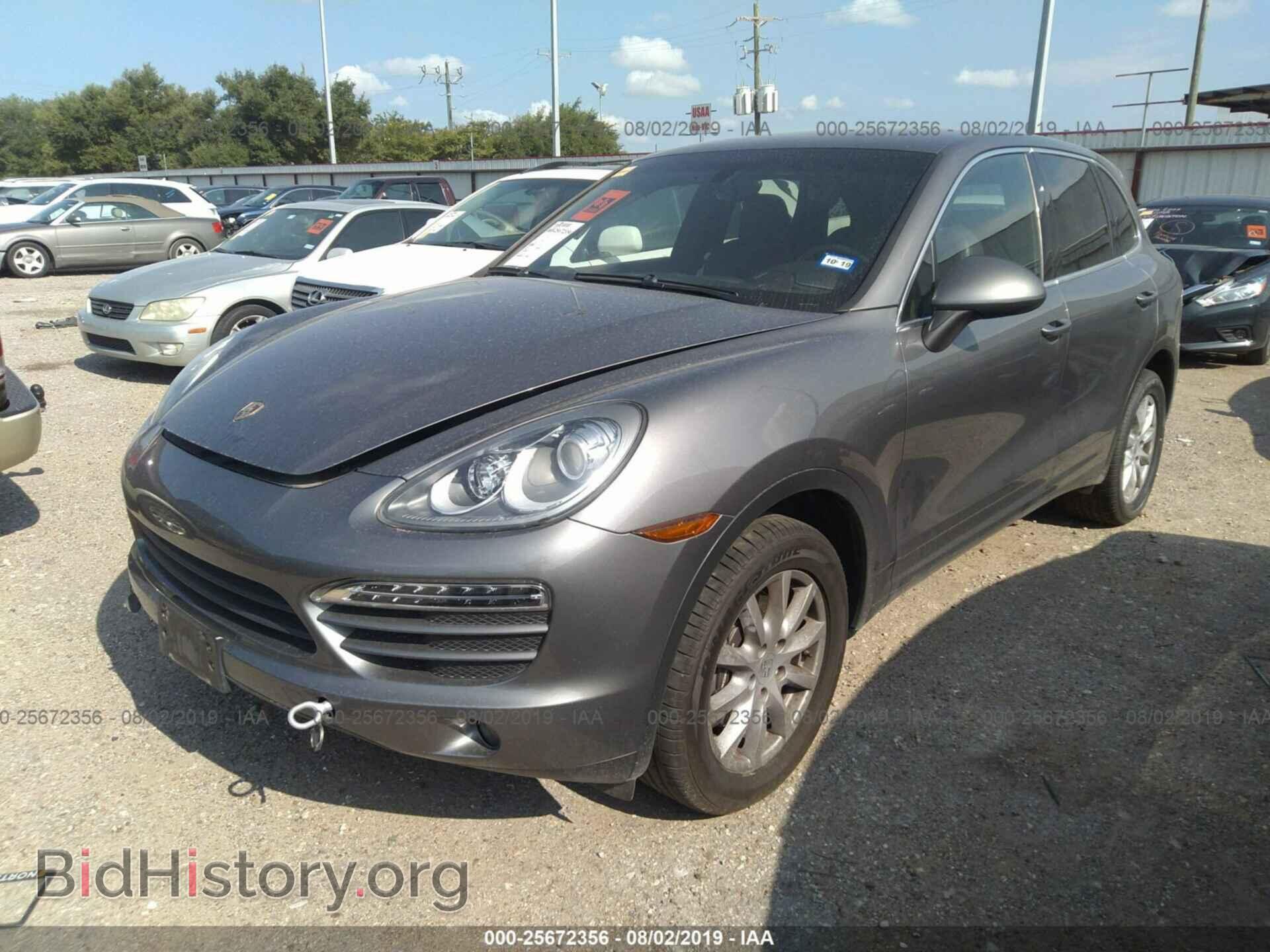 2011 PORSCHE CAYENNE - VIN: WP1AA2A22BLA02622 - Фото 2
