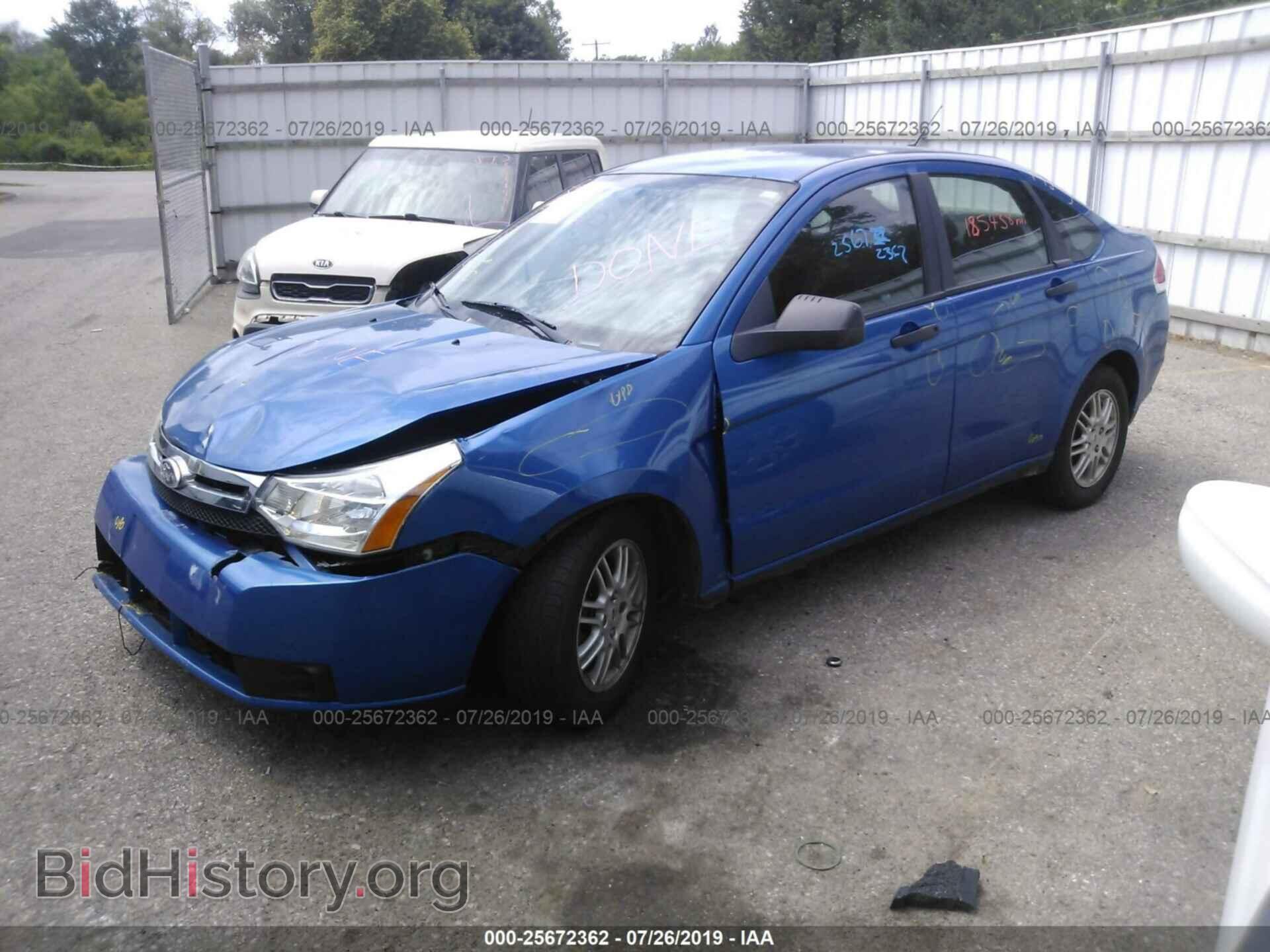 2011 FORD FOCUS - VIN: 1FAHP3FN1BW164589 - Фото 2