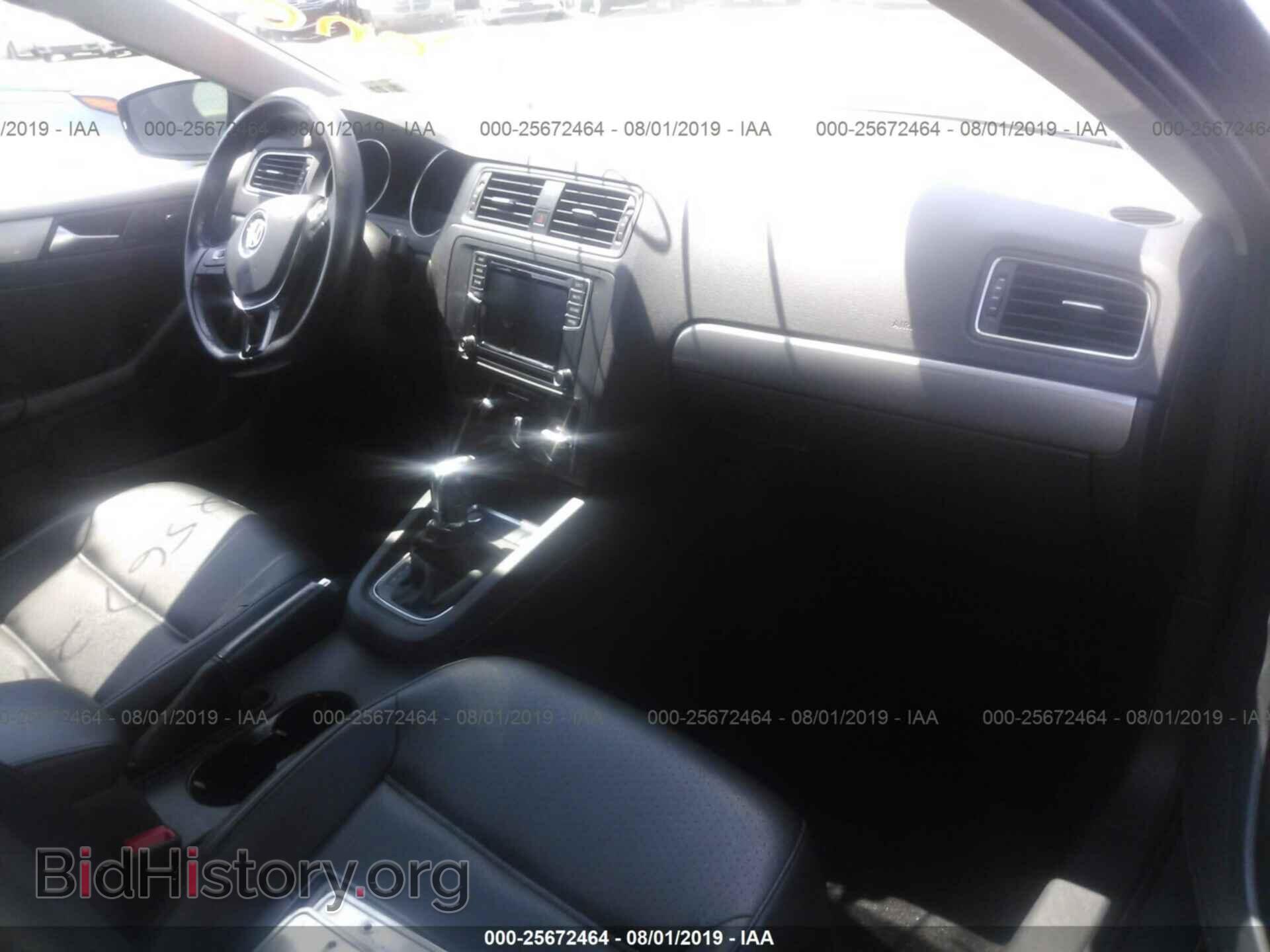 2017 VOLKSWAGEN JETTA - VIN: 3VWDB7AJ2HM415497 - Photo 5