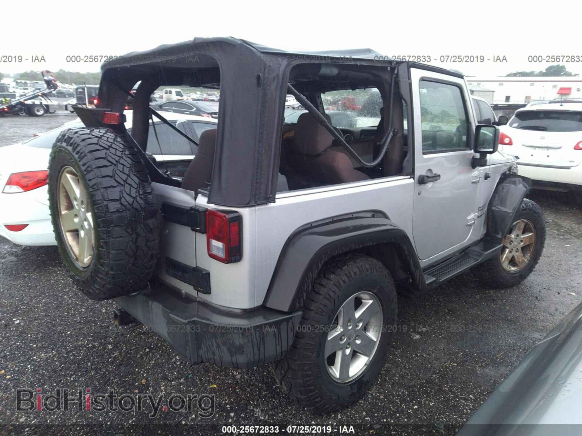 2011 JEEP WRANGLER - VIN: 1J4AA2D11BL517321 - Фото 4