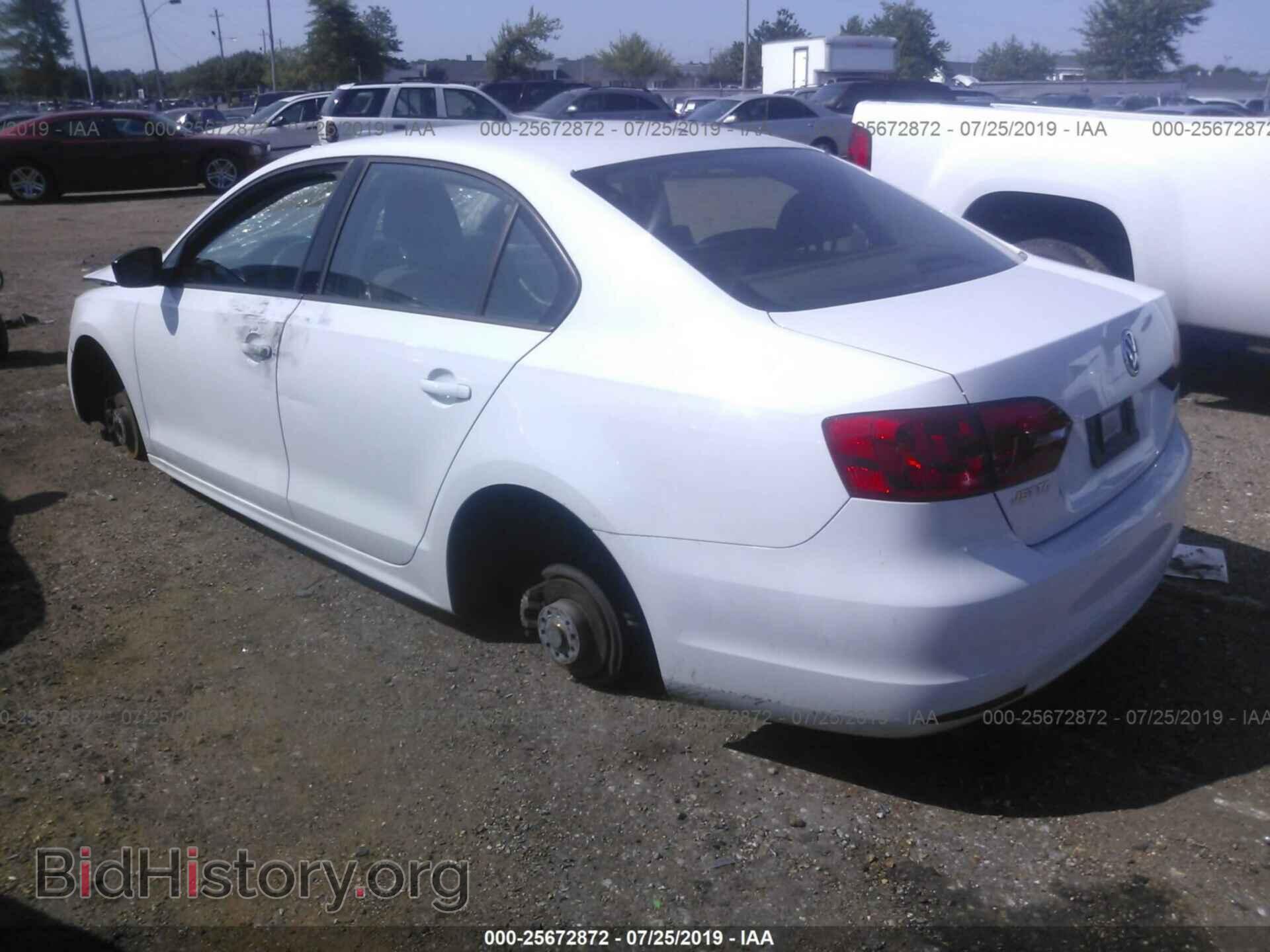 2014 VOLKSWAGEN JETTA - VIN: 3VW2K7AJXEM321810 - Фото 3