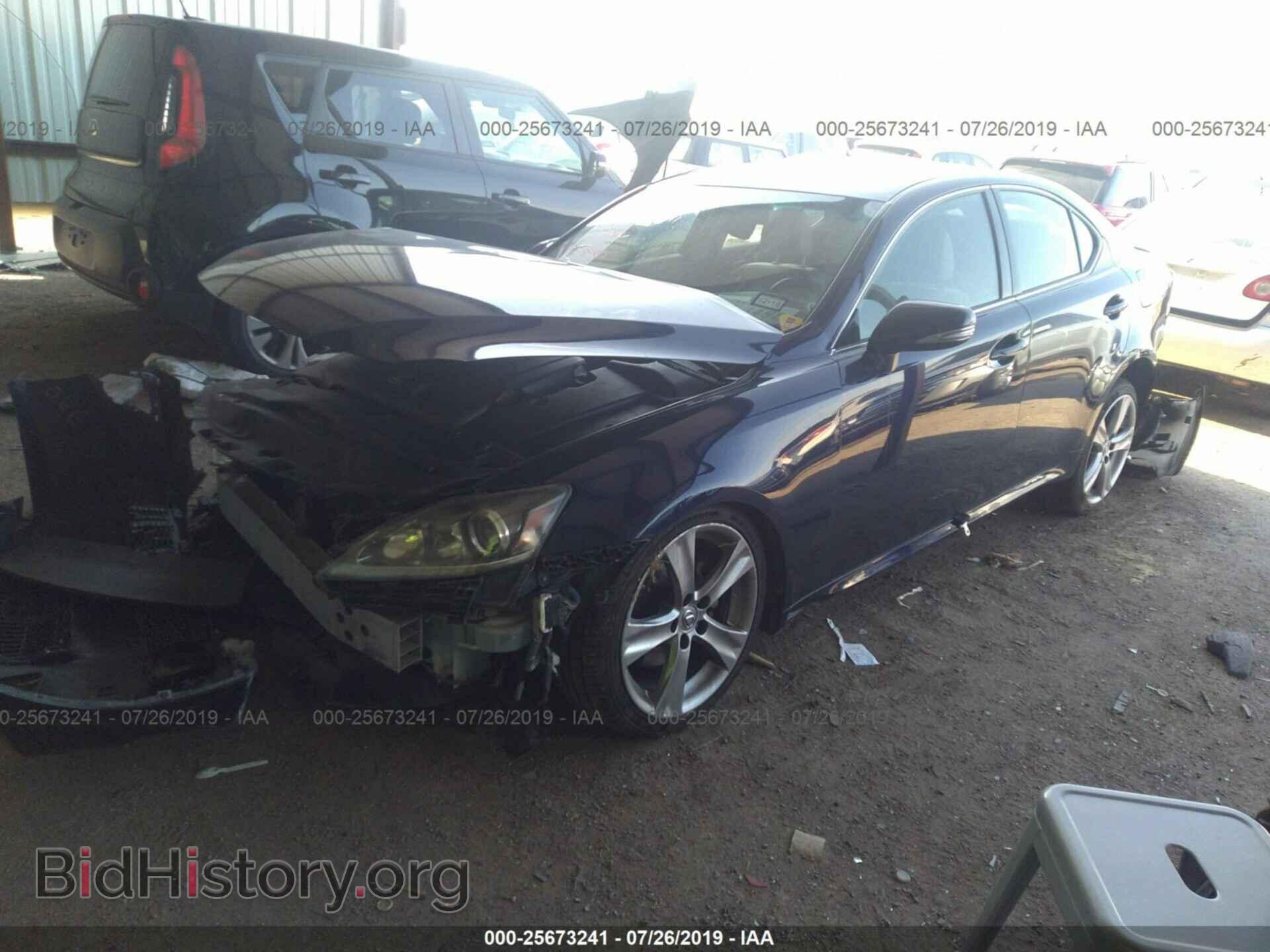 2011 LEXUS IS - VIN: JTHBF5C20B5136733 - Фото 2