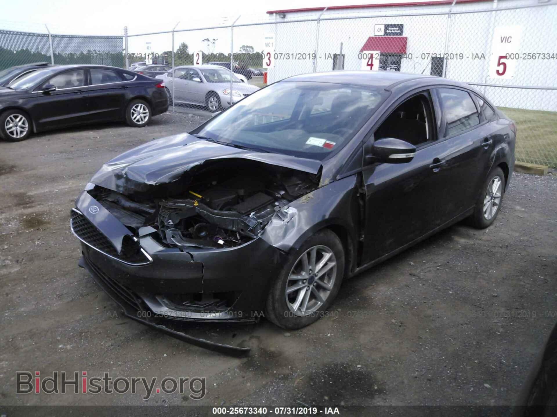 2016 FORD FOCUS - VIN: 1FADP3F26GL266919 - Фото 2