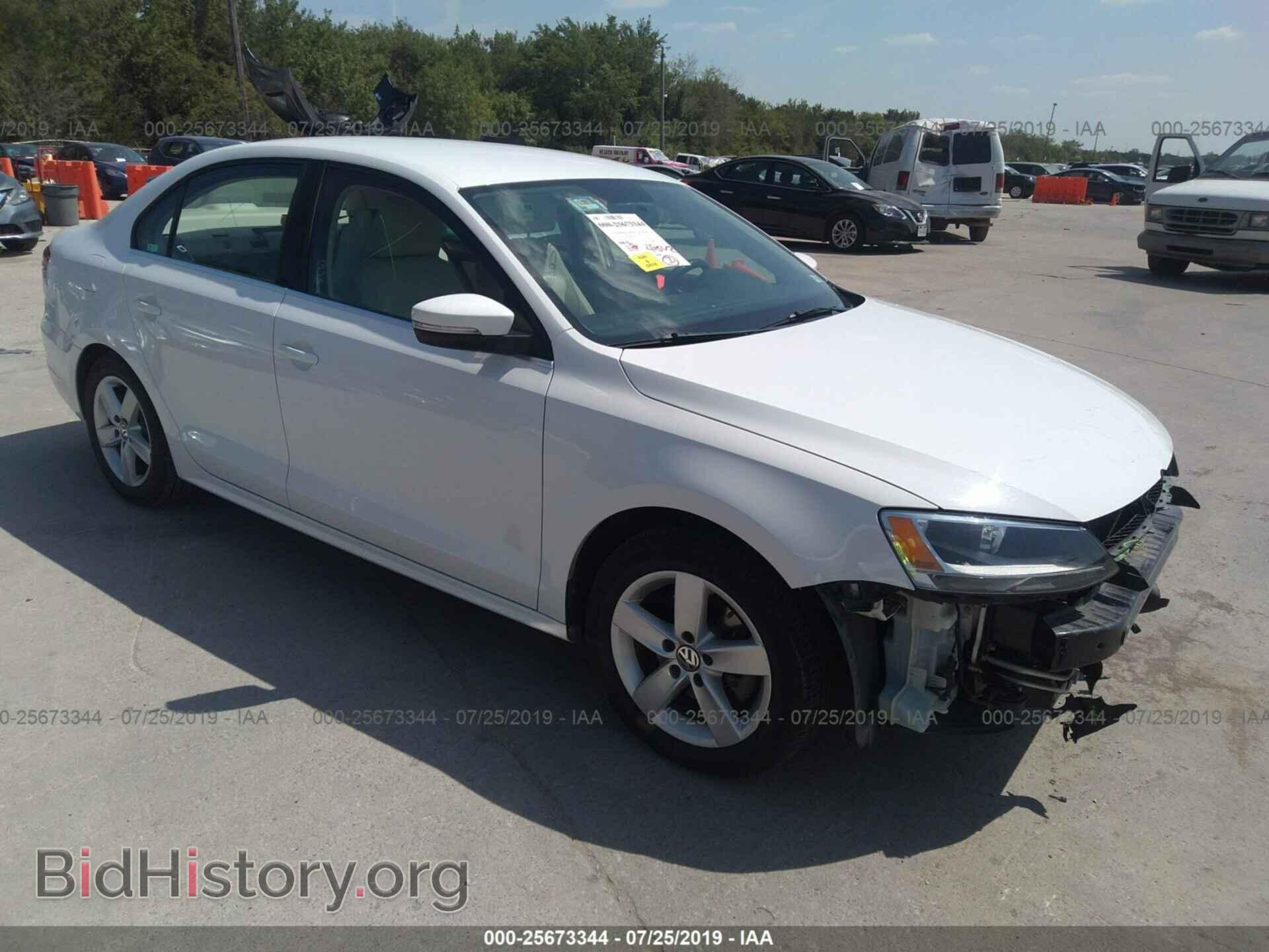 Photo 3VWLL7AJ3EM359610 - VOLKSWAGEN JETTA SEDAN 2014