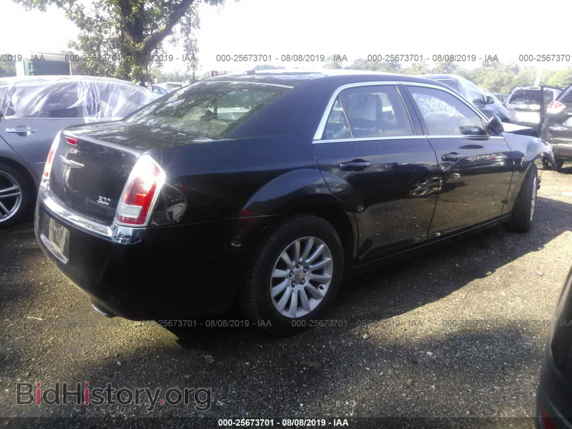 2012 CHRYSLER 300 - VIN: 2C3CCAAG8CH116993 - Photo 4