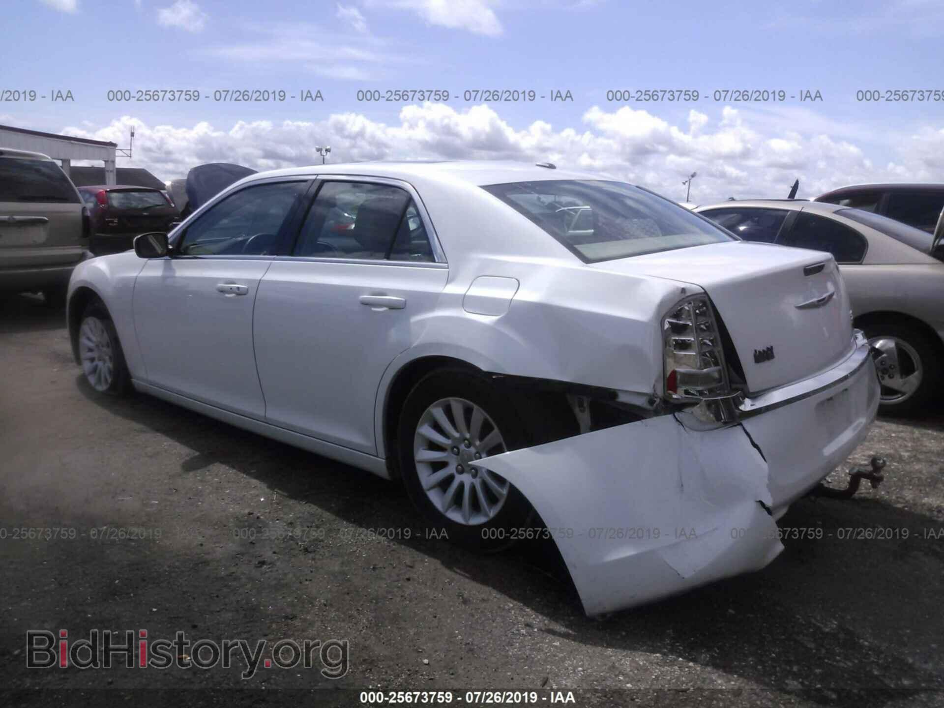 2014 CHRYSLER 300 - VIN: 2C3CCAAG9EH157426 - Фото 3