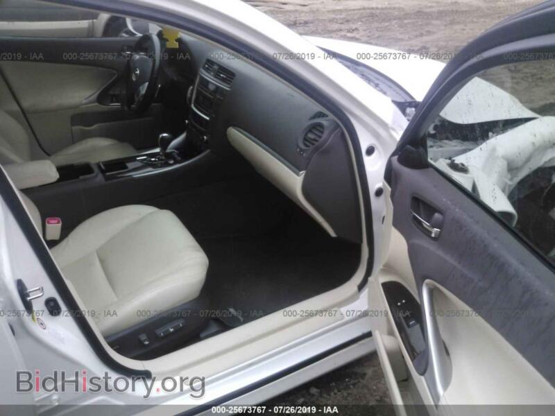 2012 Lexus IS (VIN JTHBF5C29C2102003) — фото 5 из 10
