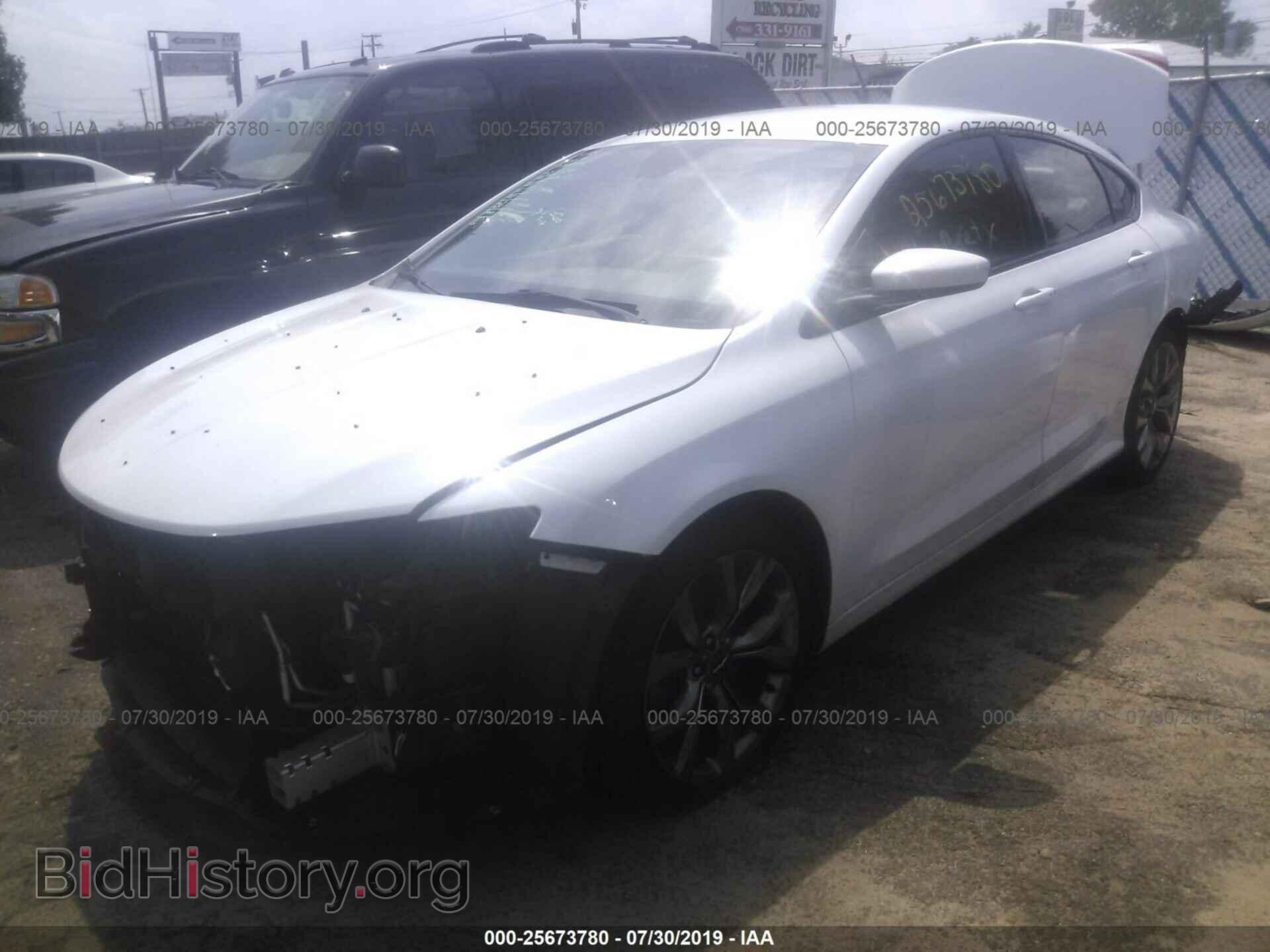 2015 CHRYSLER 200 - VIN: 1C3CCCDG0FN644479 - Photo 2