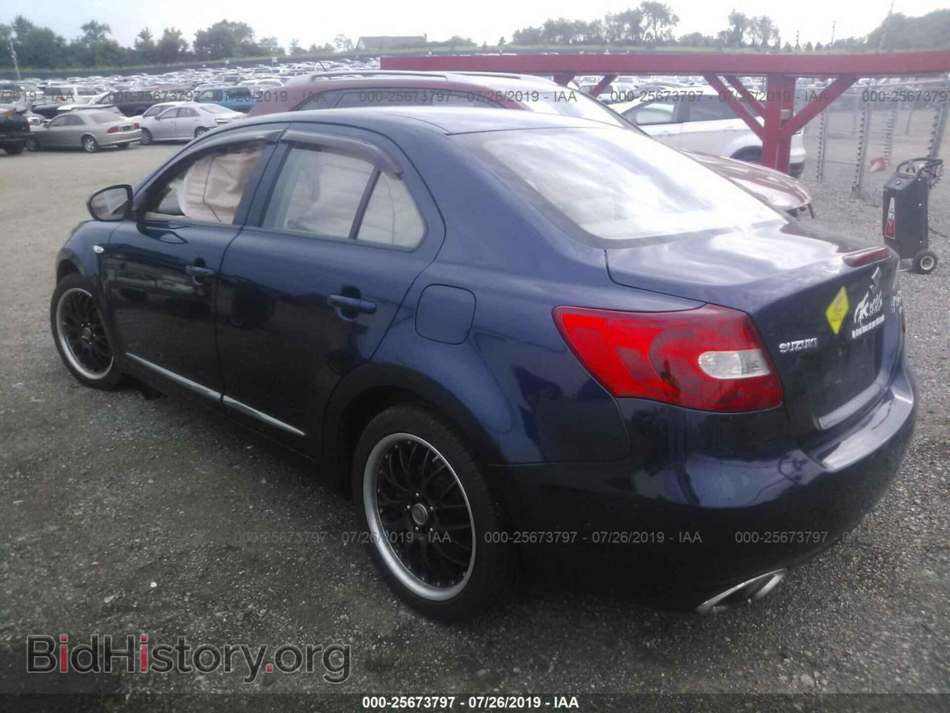 2011 SUZUKI KIZASHI - VIN: JS2RF9A30B6110815 - Фото 3