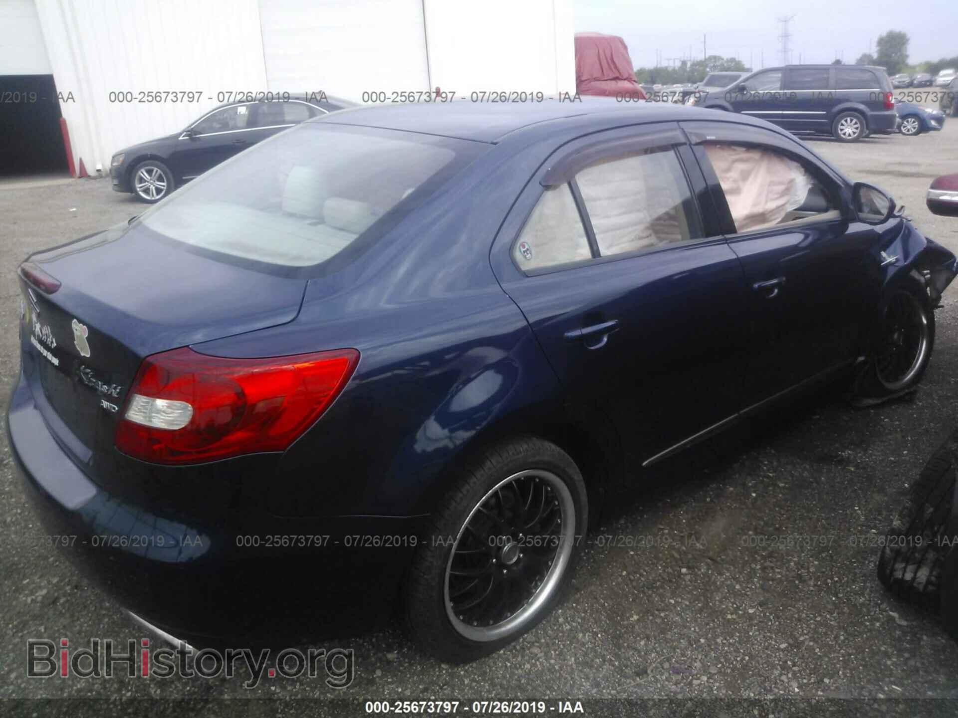 2011 SUZUKI KIZASHI - VIN: JS2RF9A30B6110815 - Фото 4